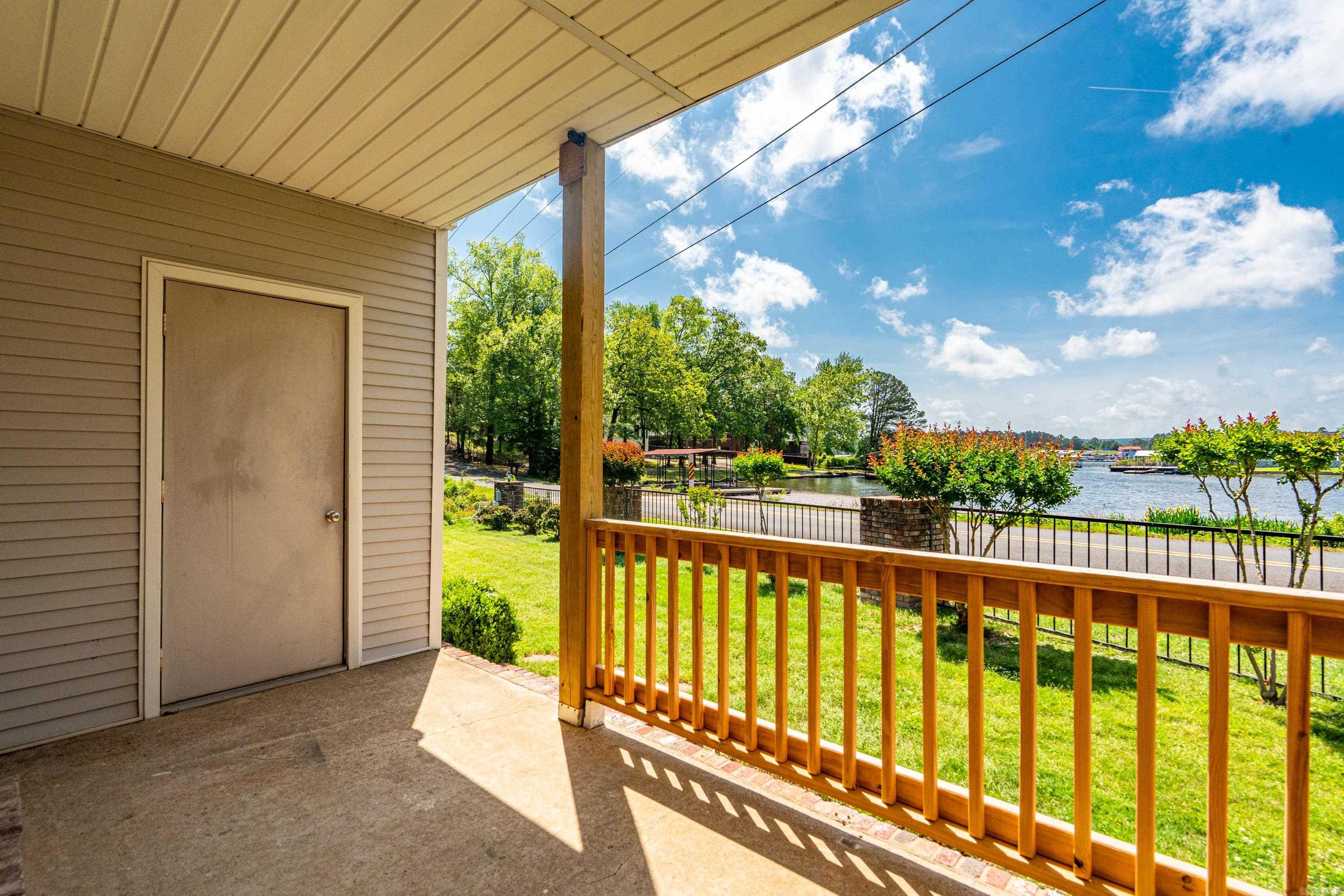 112 Lake Pointe  Hot Springs, AR