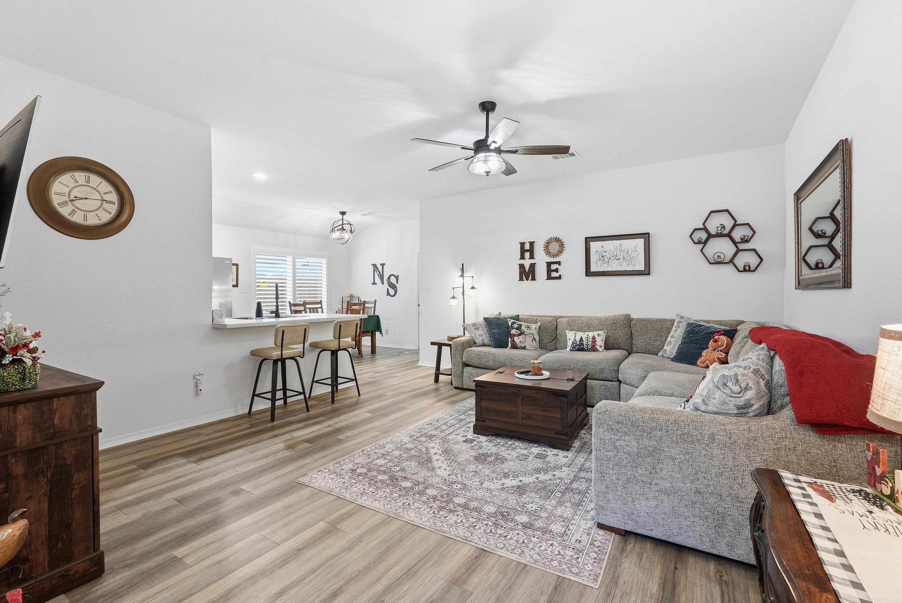 1295 AGOGO  Conway, AR