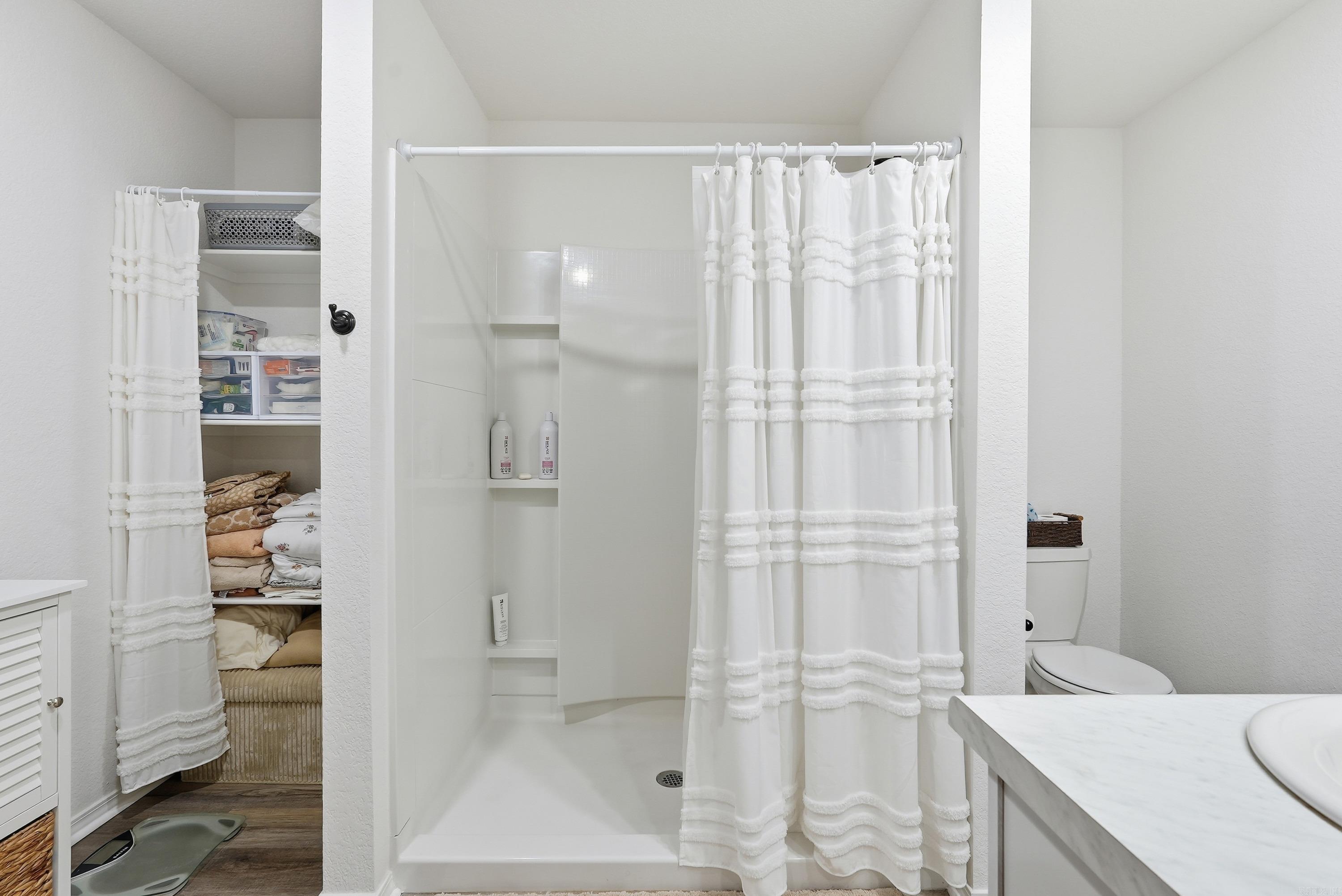 1295 AGOGO  Conway, AR