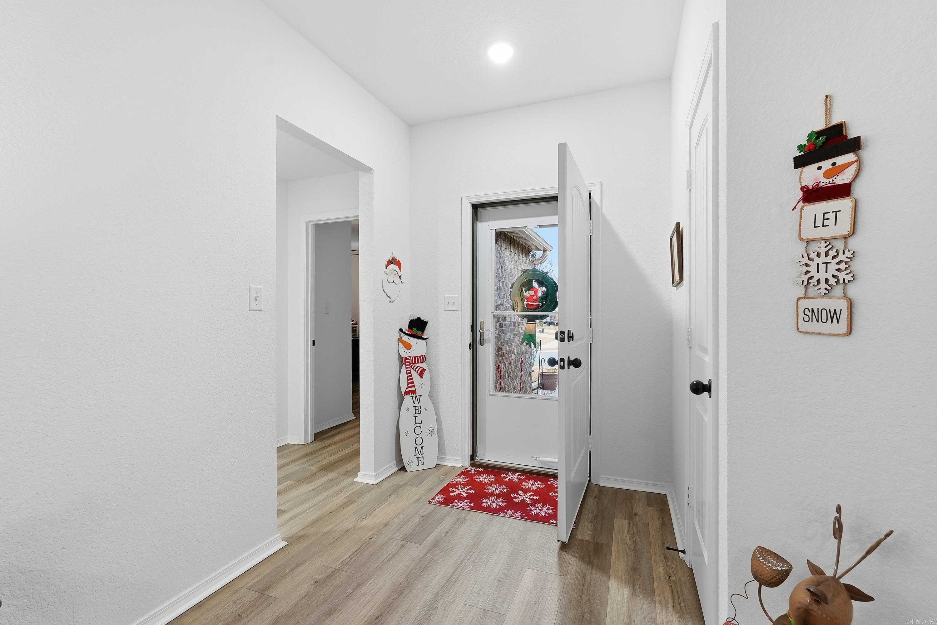 1295 AGOGO  Conway, AR