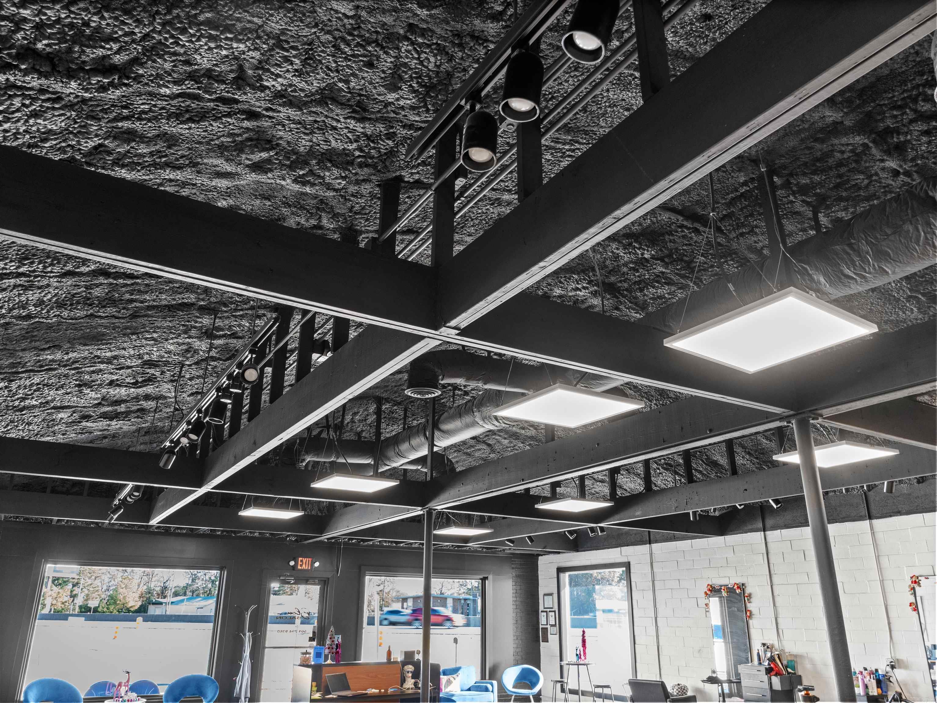 18008 I-30 N 2200 Old congo  Benton, AR