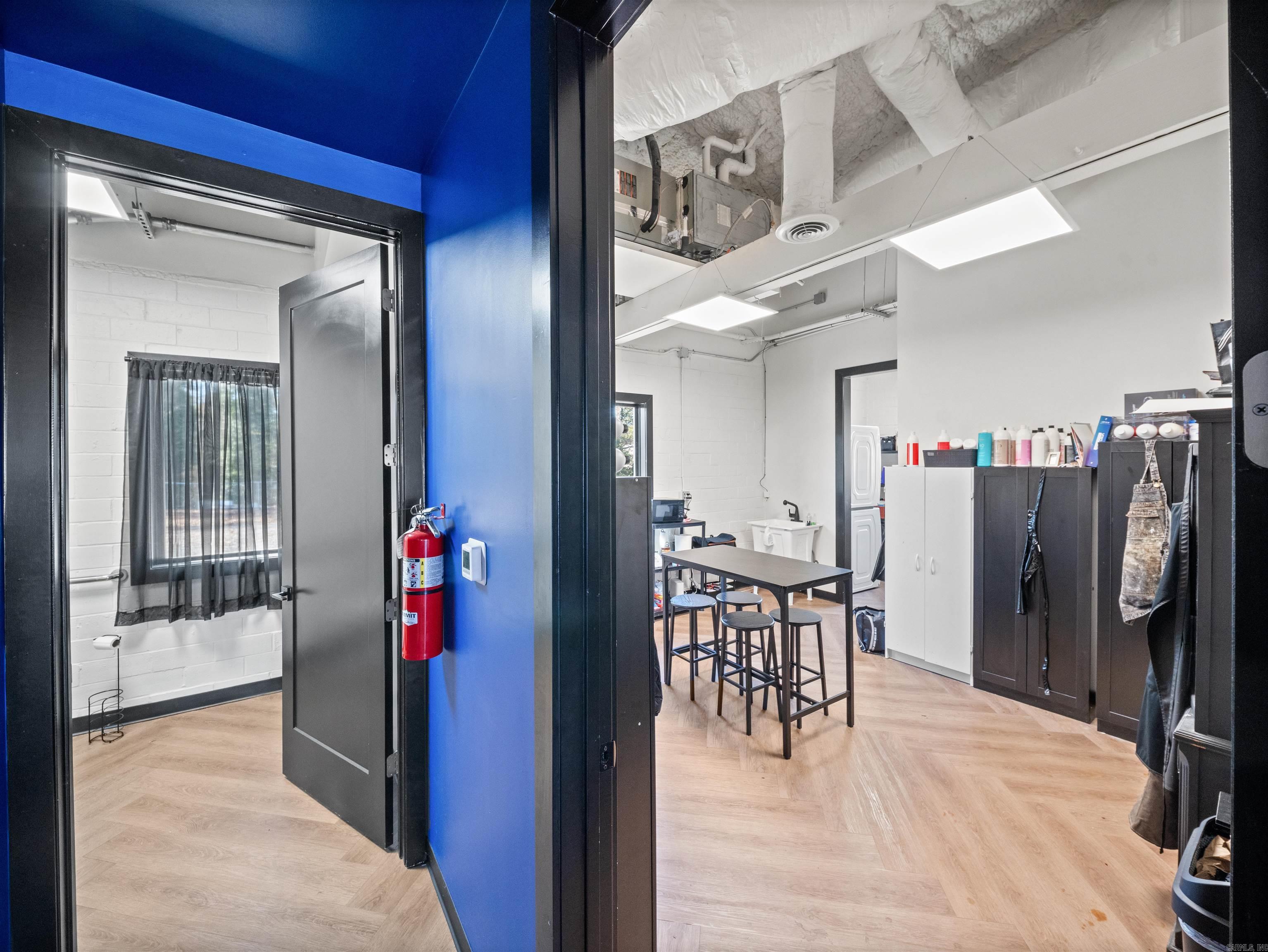 18008 I-30 N 2200 Old congo  Benton, AR