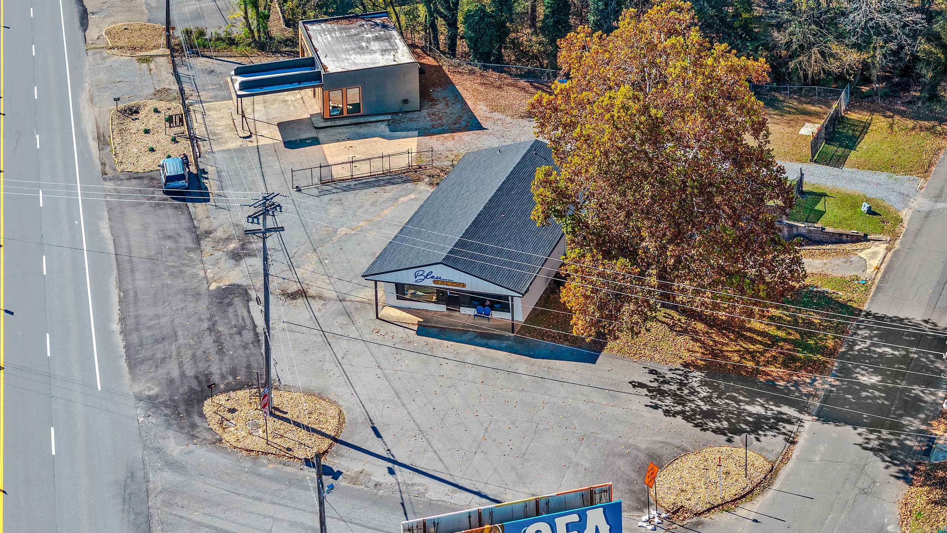 18008 I-30 N 2200 Old congo  Benton, AR