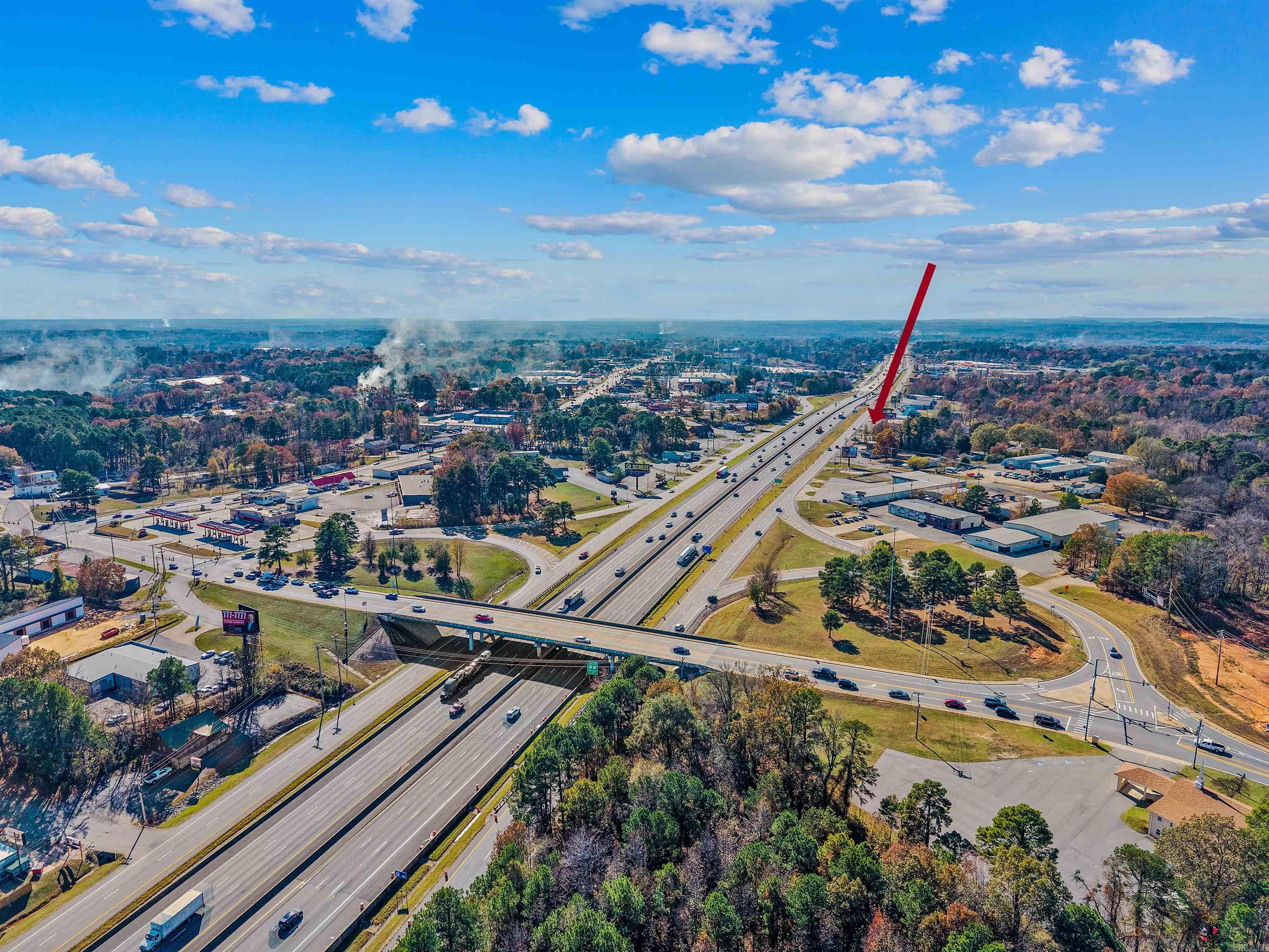 18008 I-30 N 2200 Old congo  Benton, AR