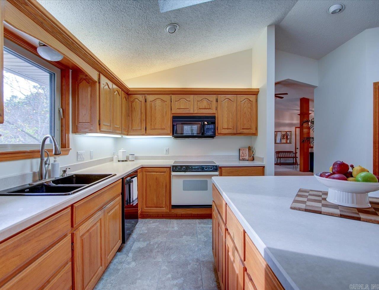 3 Certero Circle Hot Springs Village, AR 71909