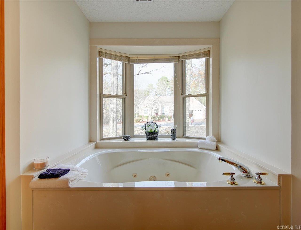 3 Certero Circle Hot Springs Village, AR 71909