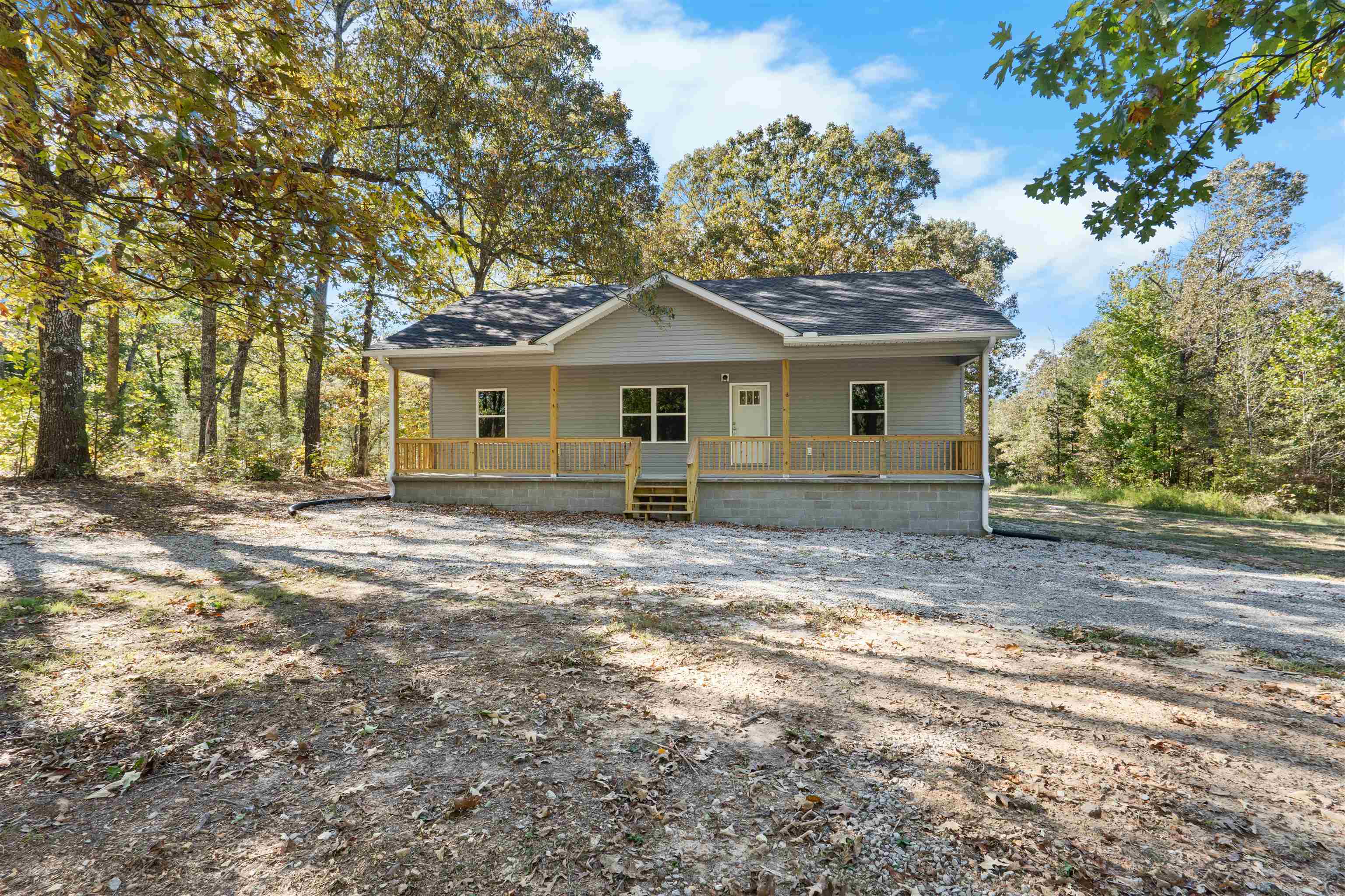2981 Bonetown Road  Melbourne, AR
