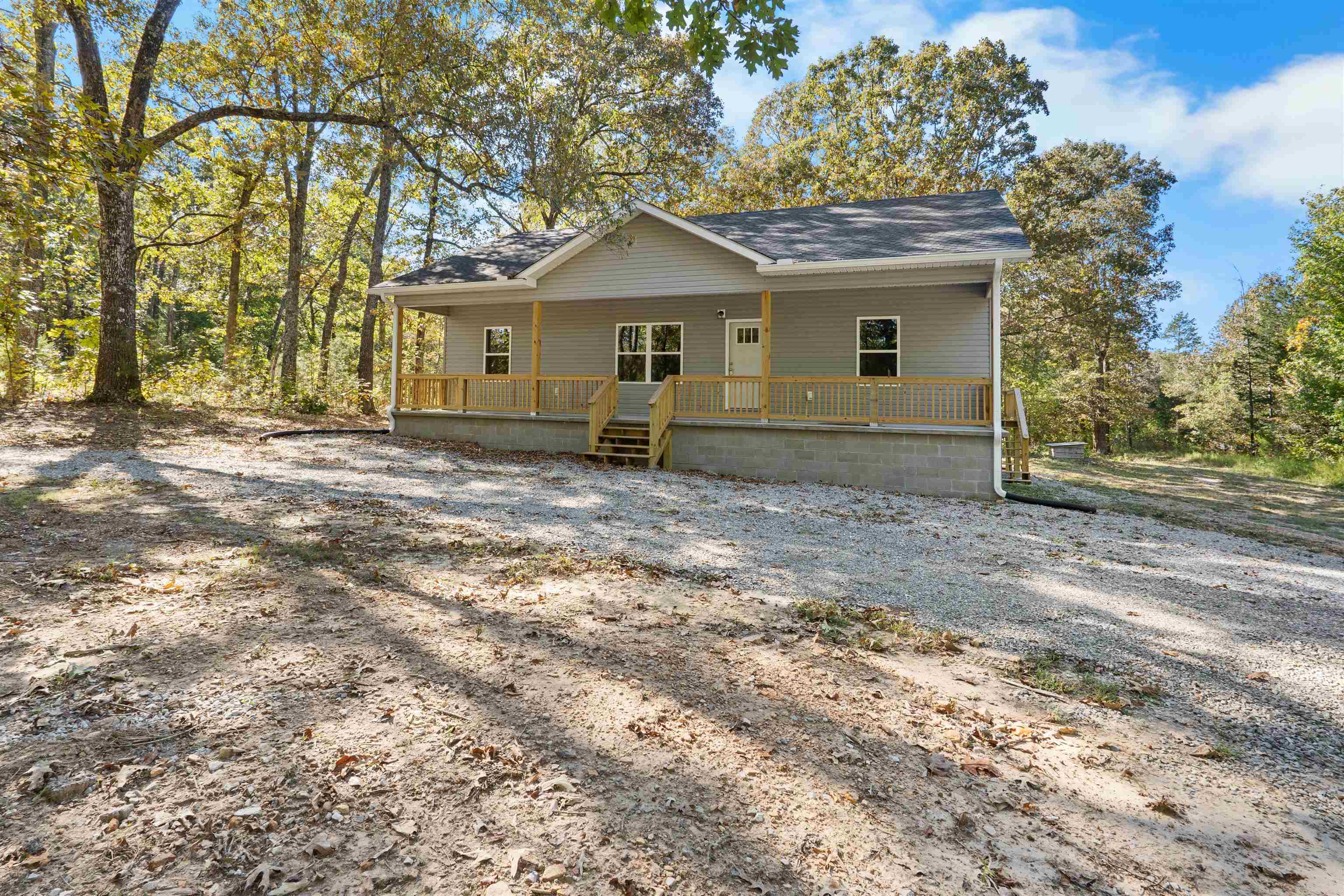 2981 Bonetown Road  Melbourne, AR