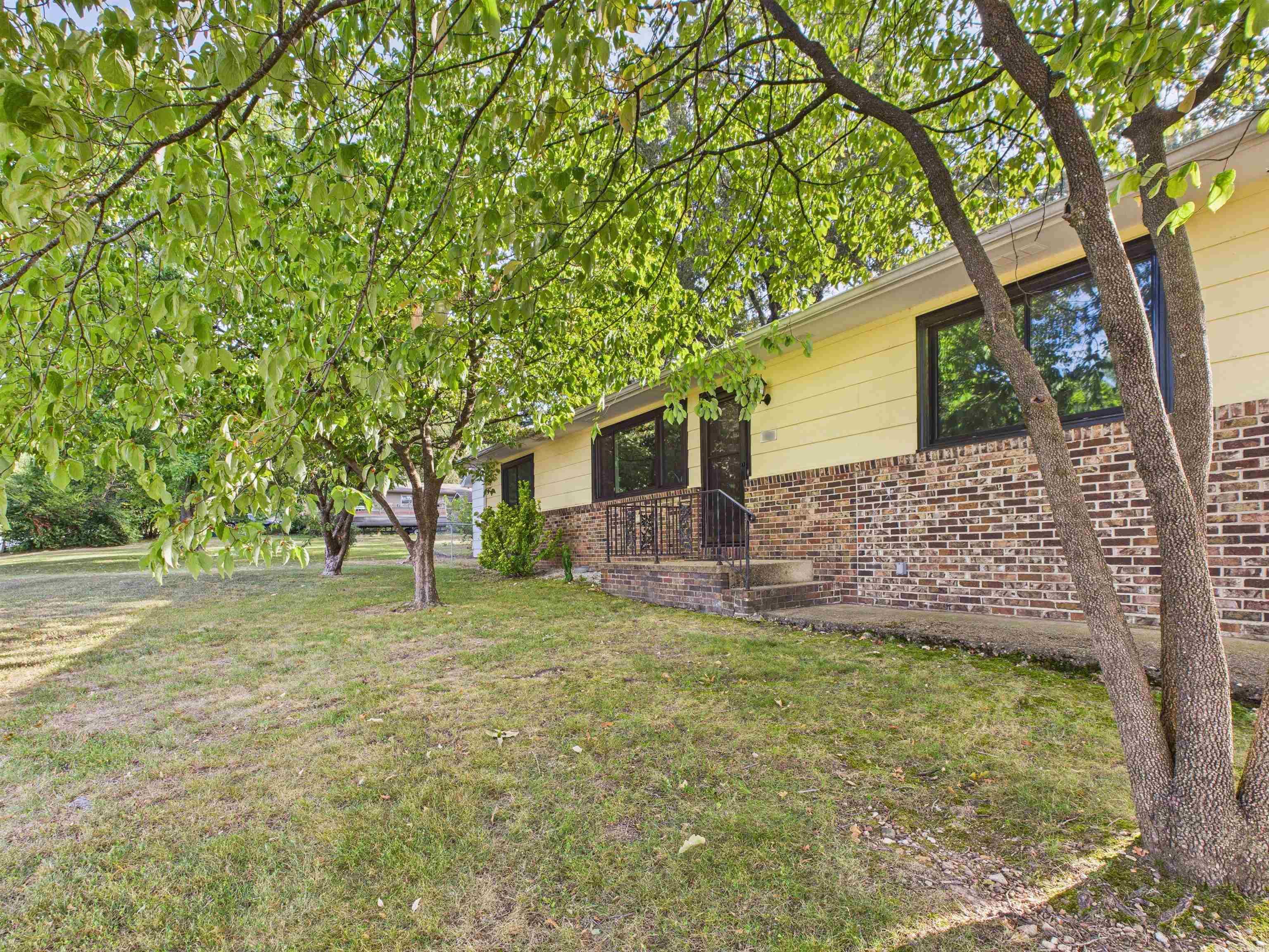 213 Glenview  Harrison, AR