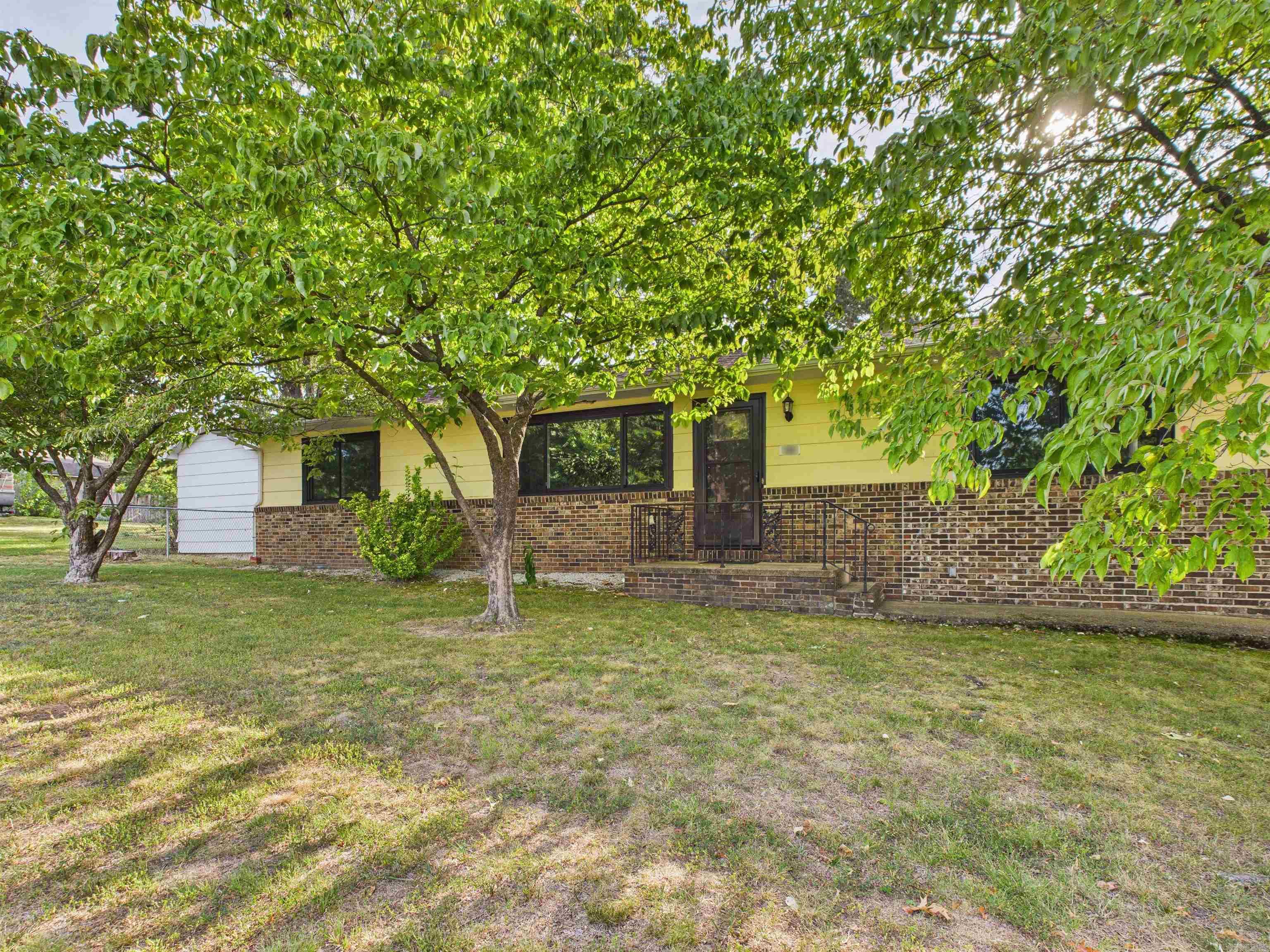 213 Glenview  Harrison, AR