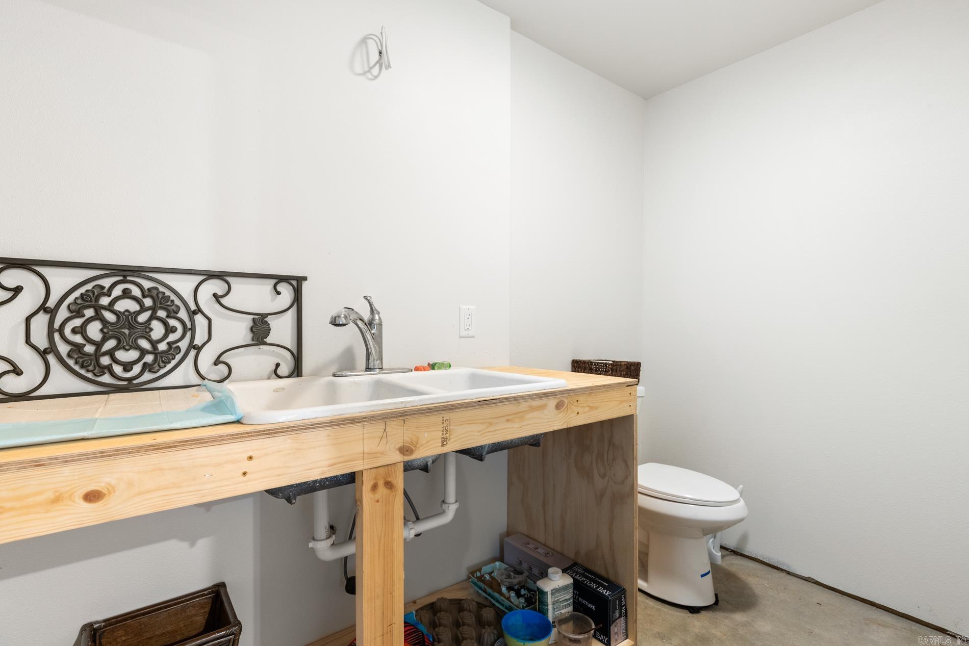 2935 MC 2027  Yellville, AR