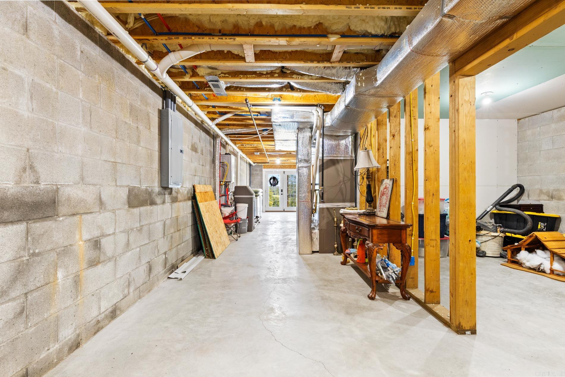 2935 MC 2027  Yellville, AR