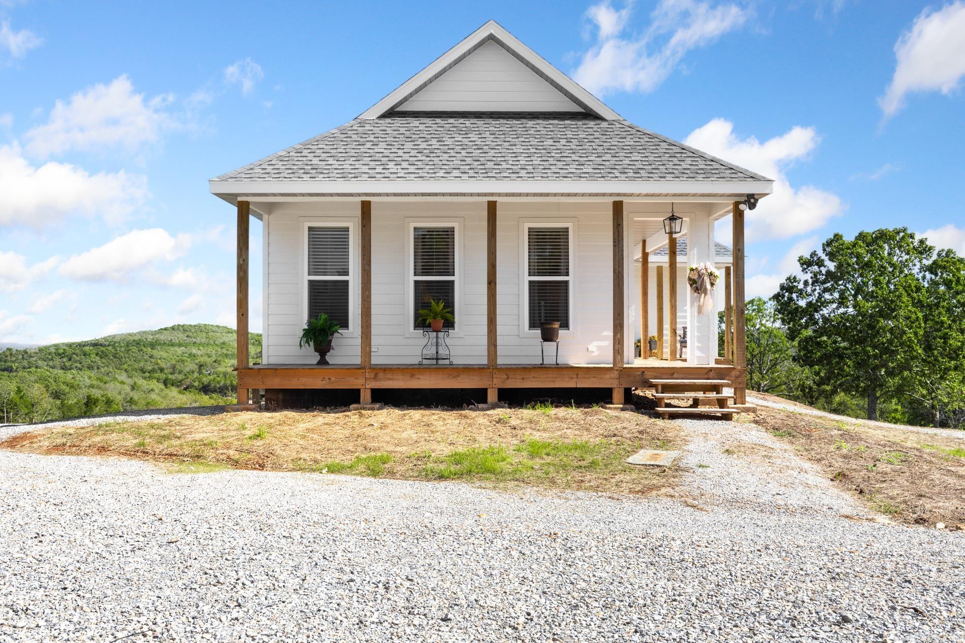 2935 MC 2027  Yellville, AR