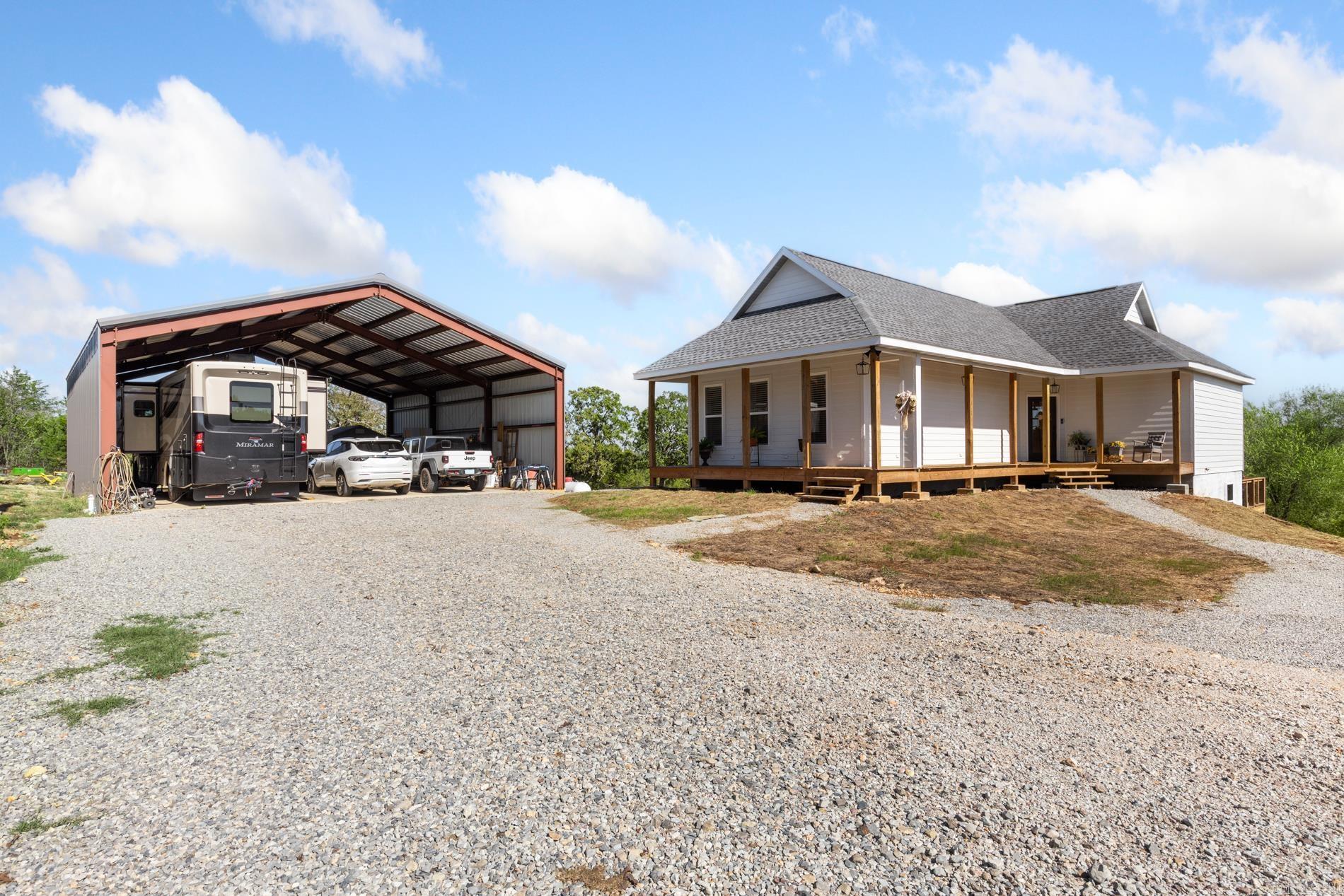 2935 MC 2027  Yellville, AR