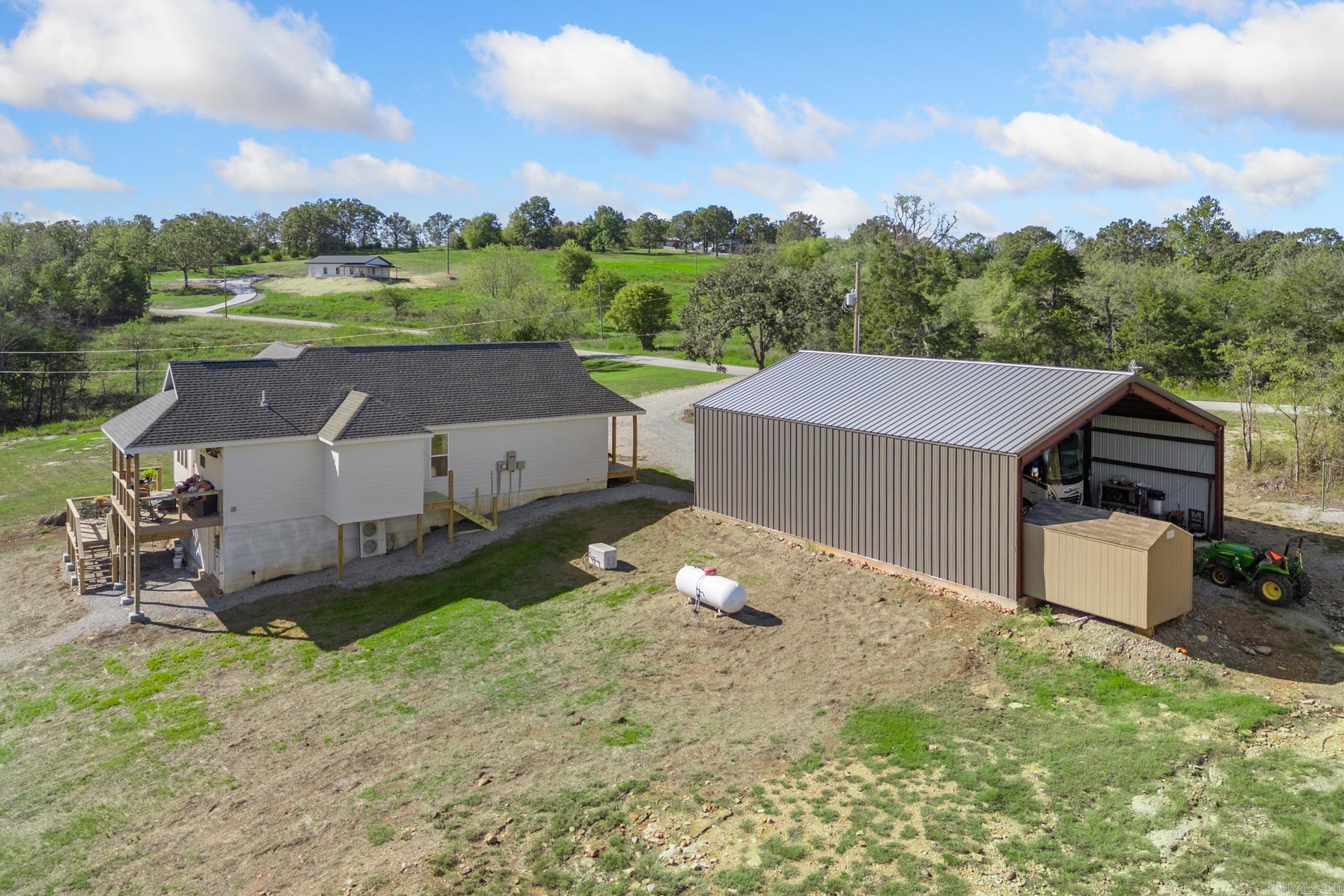 2935 MC 2027  Yellville, AR