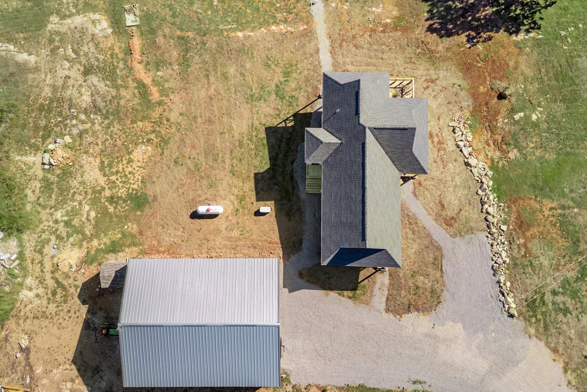 2935 MC 2027  Yellville, AR