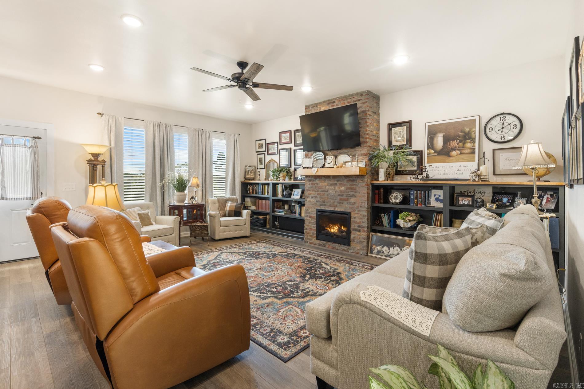 2935 MC 2027  Yellville, AR