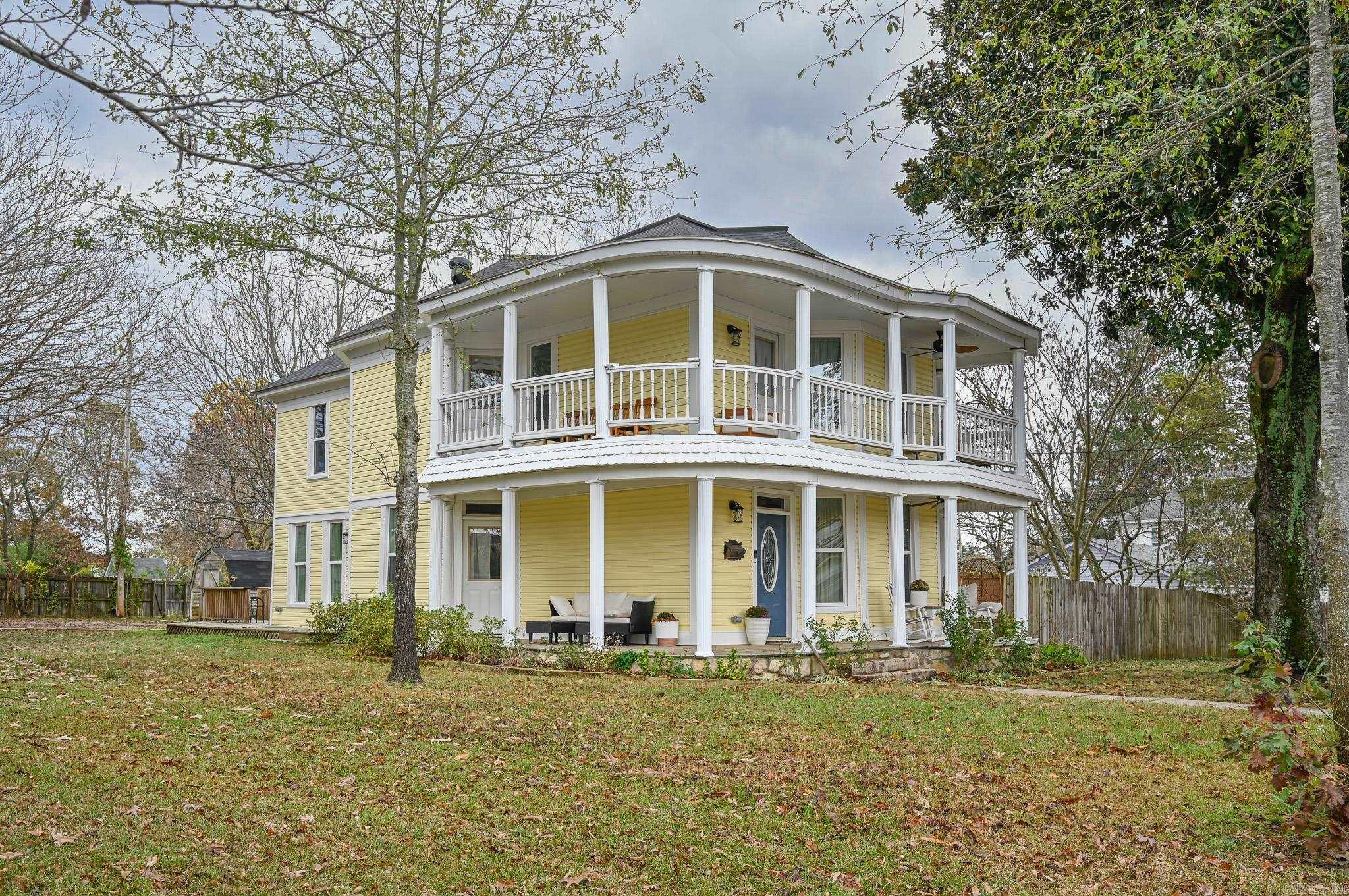 604 Tenth St.  Mena, AR