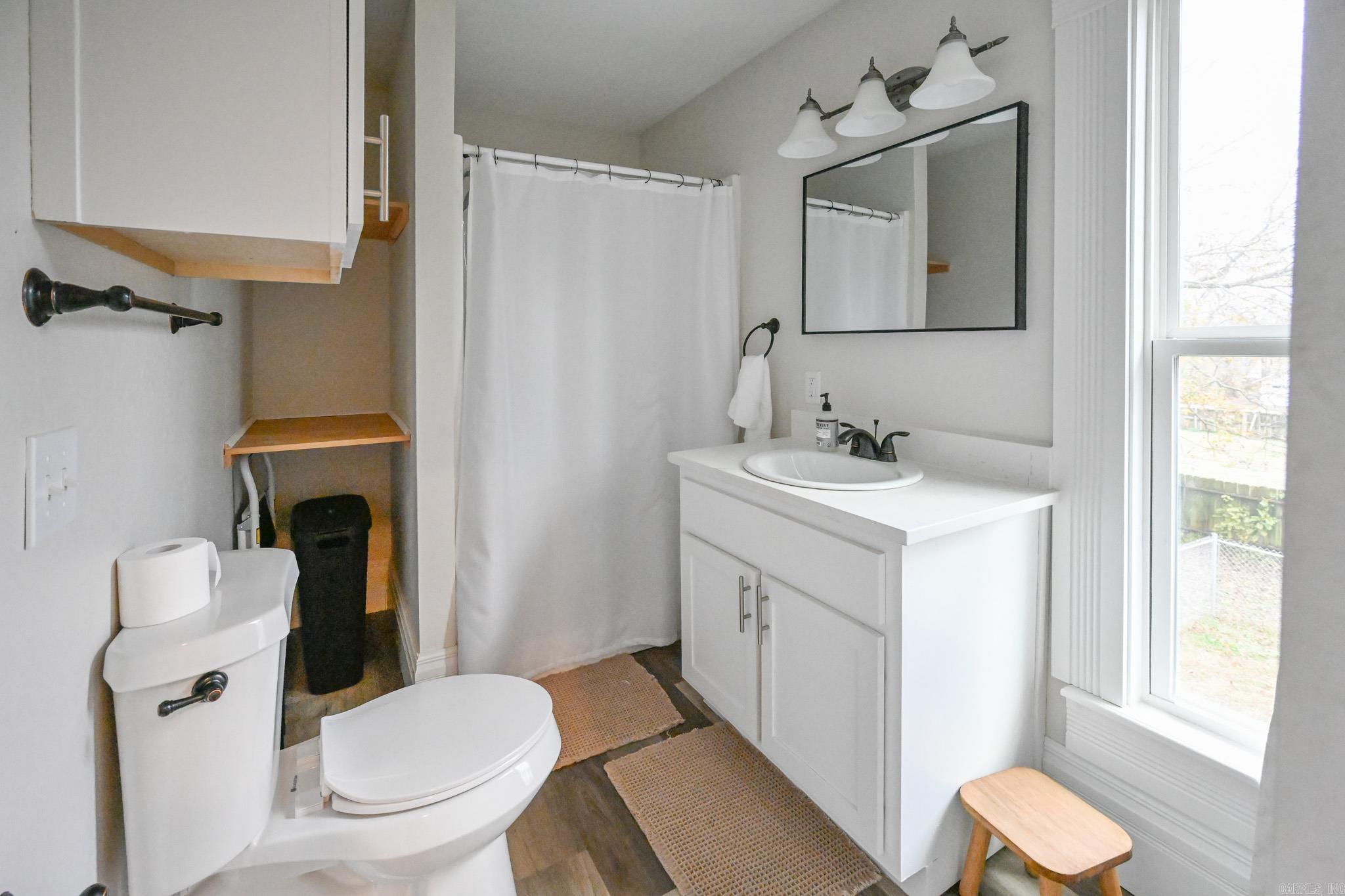 604 Tenth St.  Mena, AR