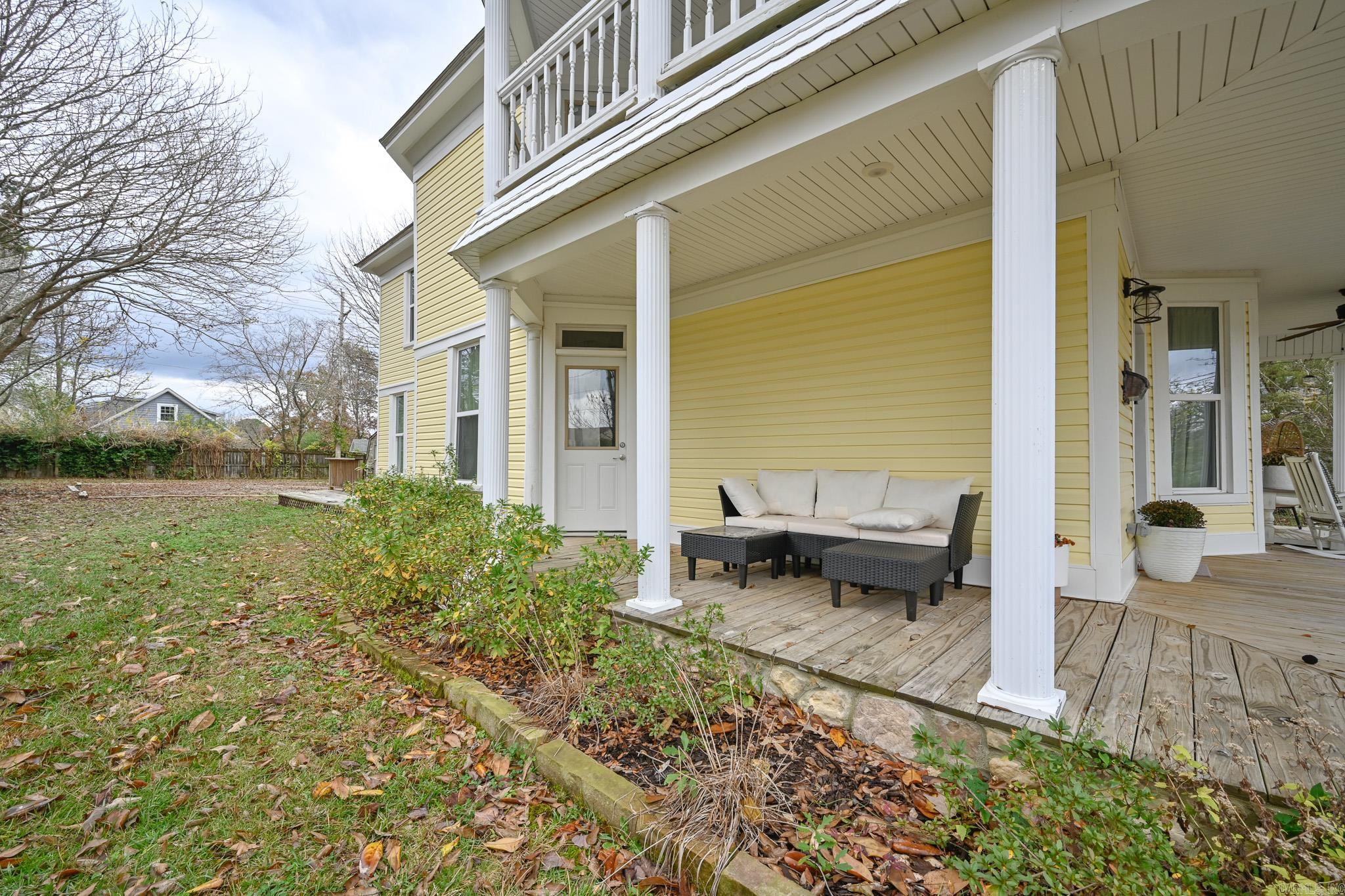 604 Tenth St.  Mena, AR