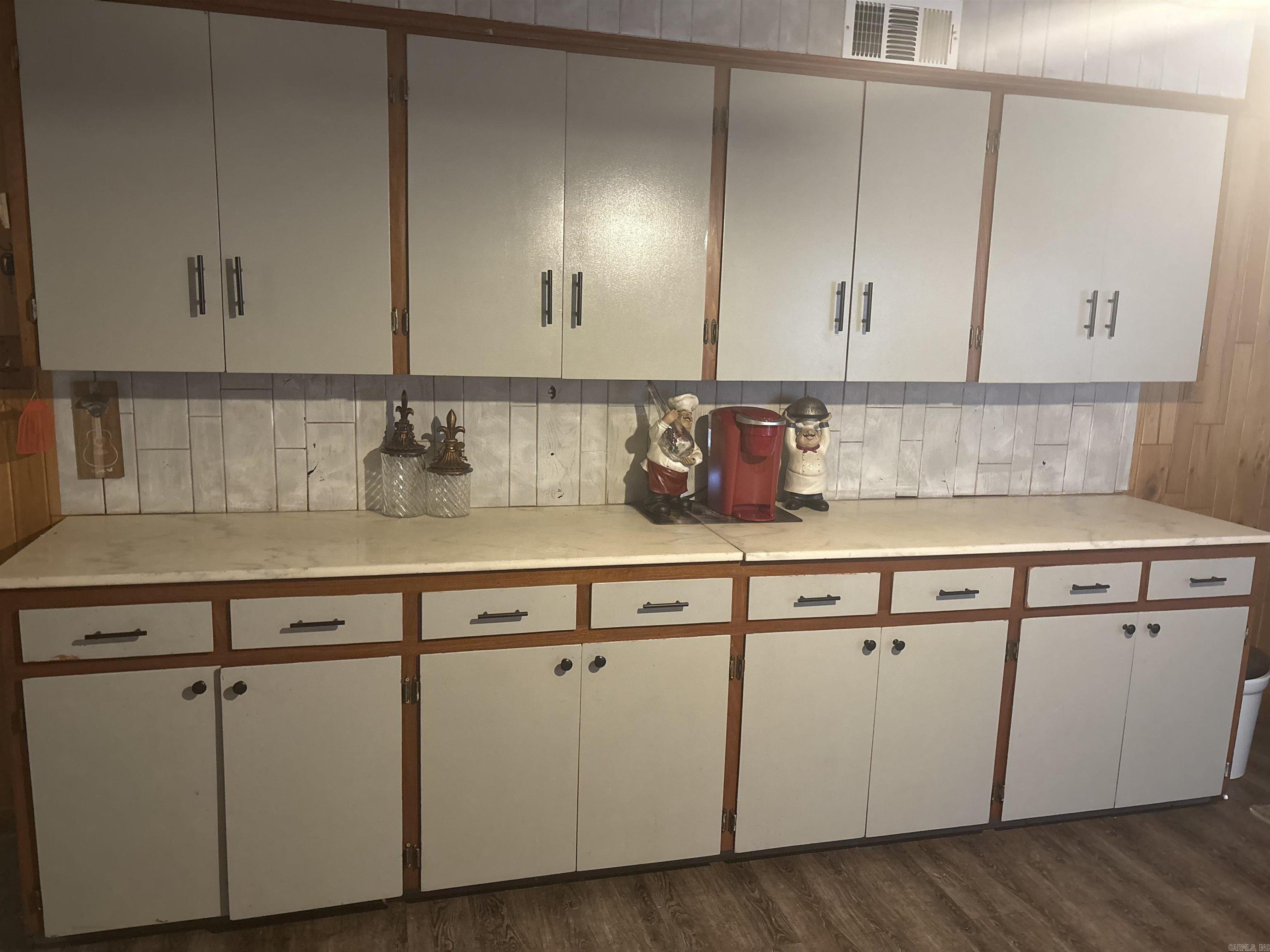 910 E Fordyce Street England, AR 72046