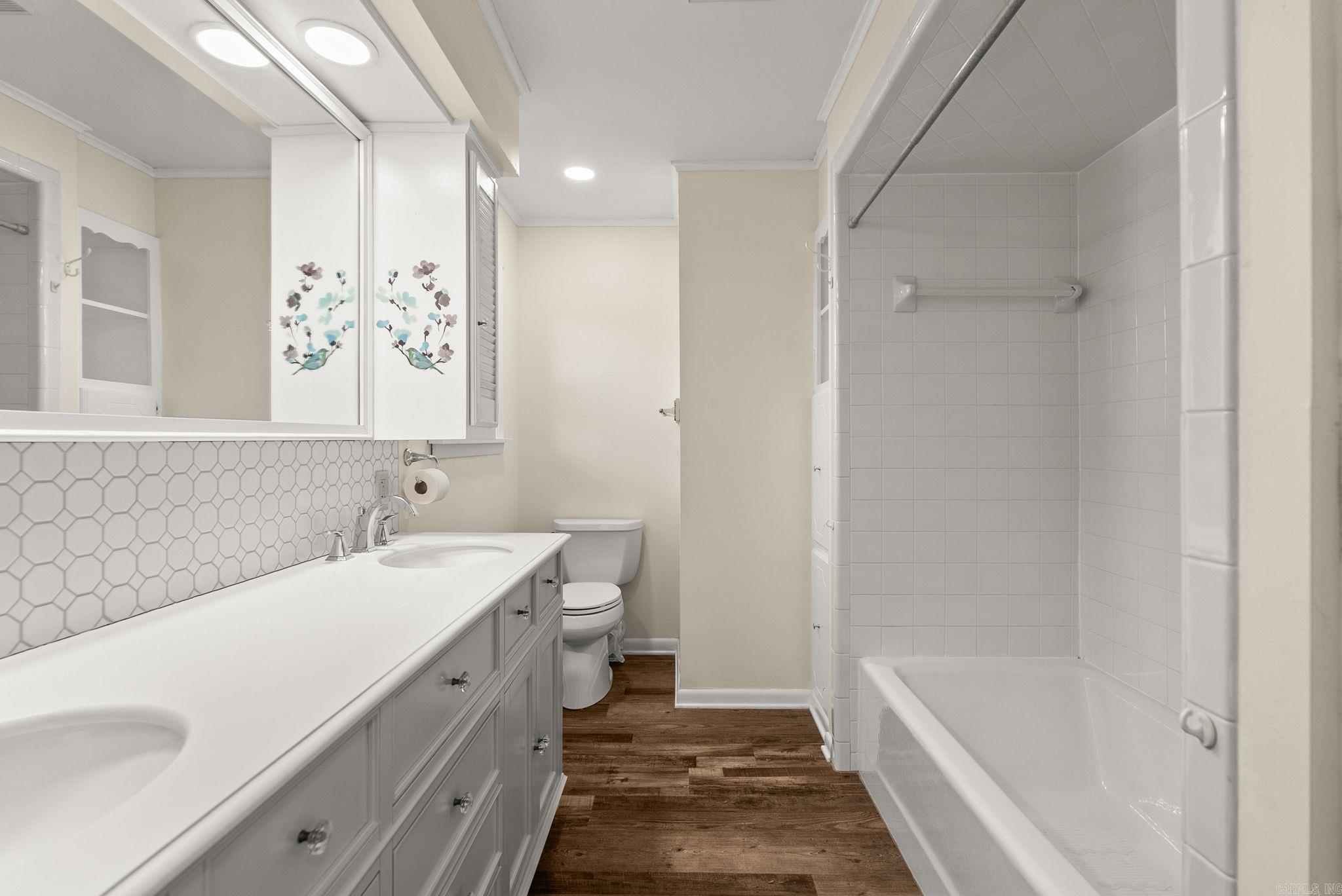 1216 Scenic  Heber Springs, AR