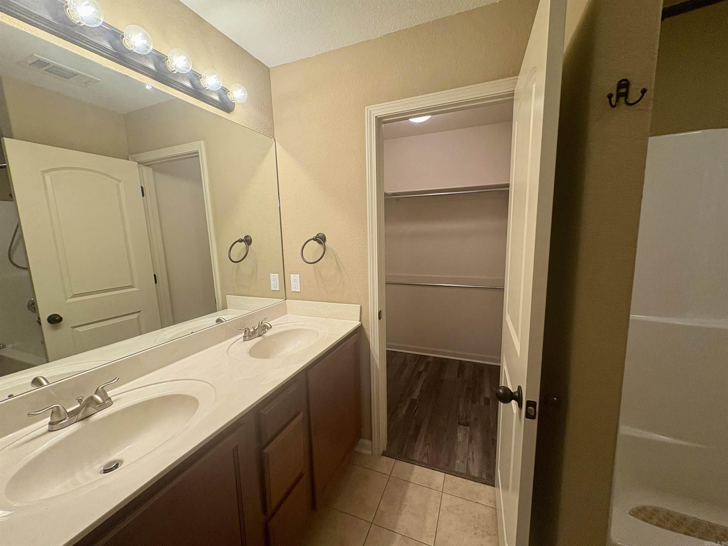 122 Durham Loop  Hot Springs, AR