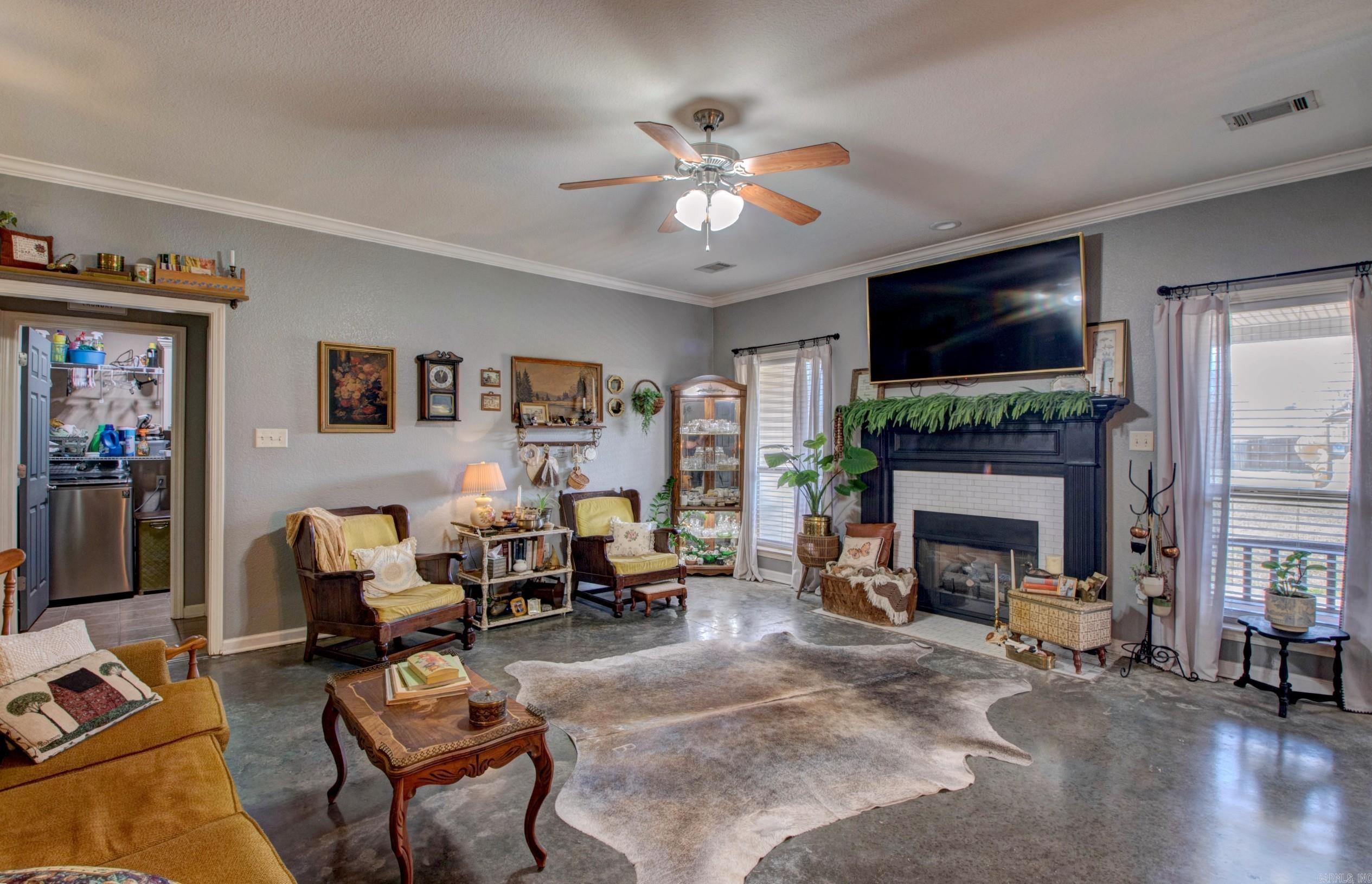 61 Thunderbird  Cabot, AR