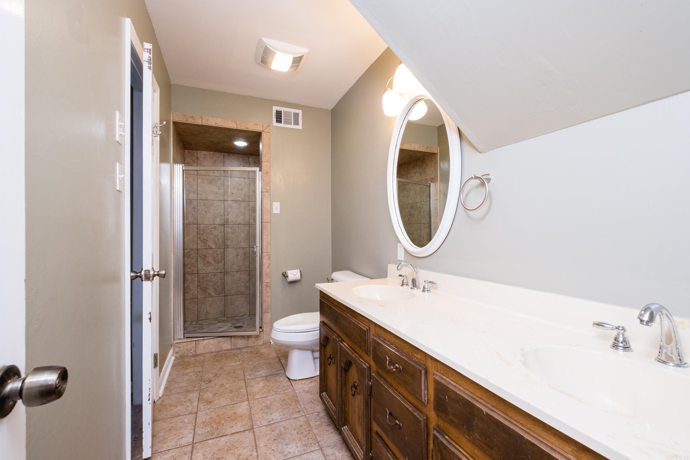 23 Inverness Cir Little Rock, AR 72212