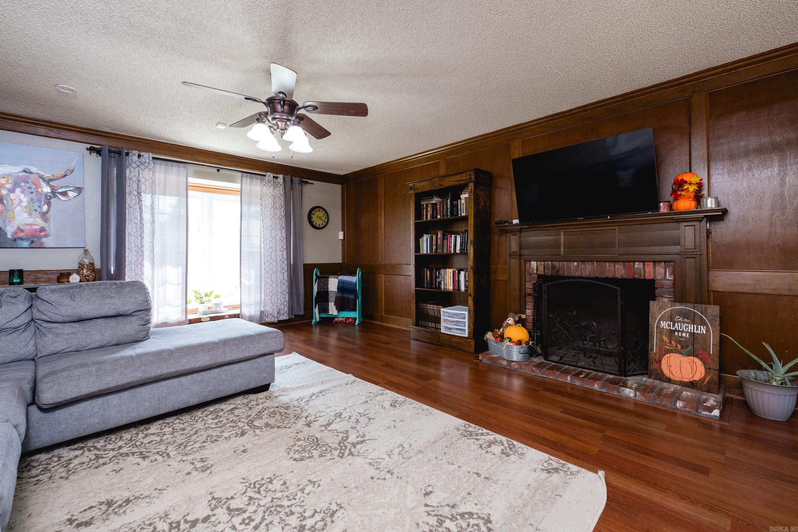 10 Campden Hill Road Sherwood, AR 72120