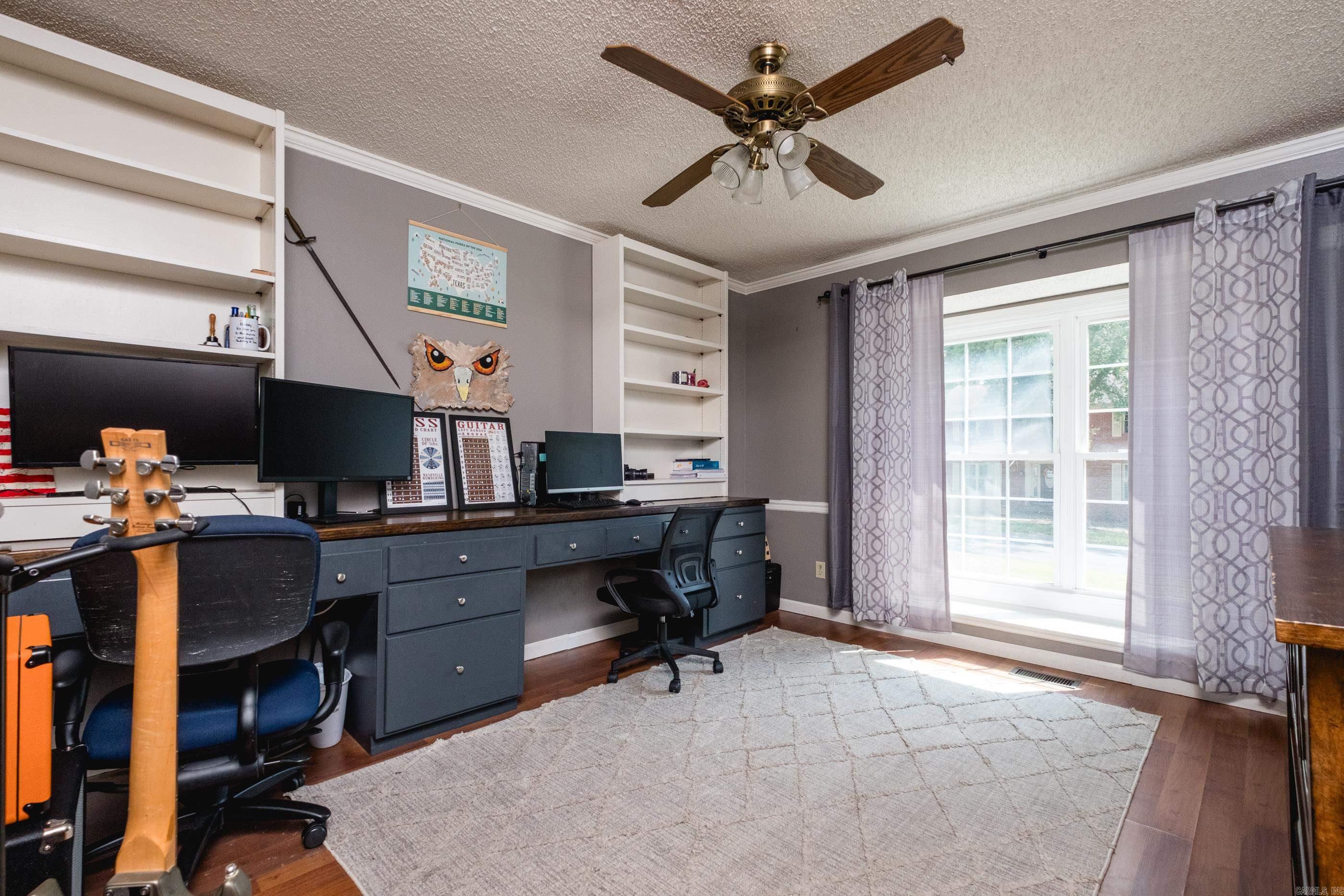 10 Campden Hill Road Sherwood, AR 72120