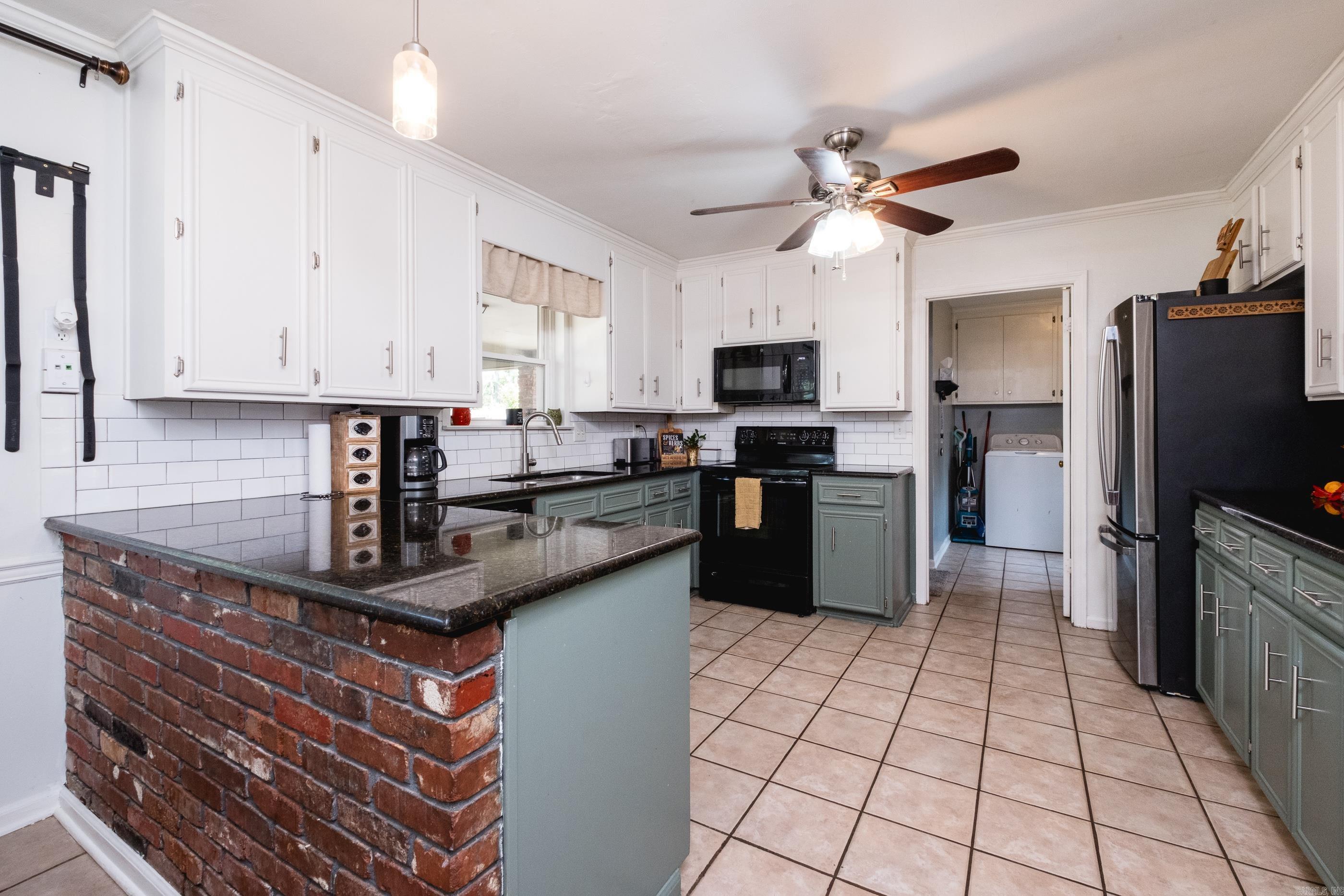 10 Campden Hill Road Sherwood, AR 72120