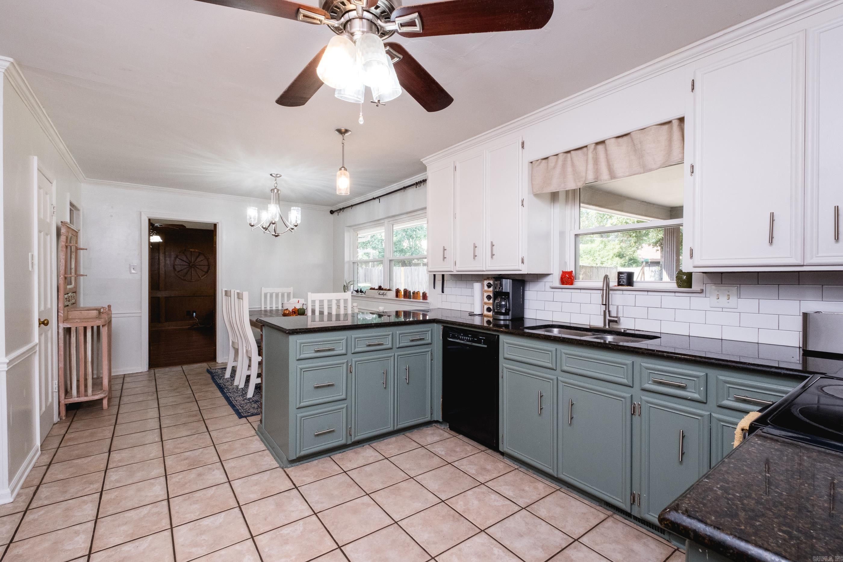 10 Campden Hill Road Sherwood, AR 72120