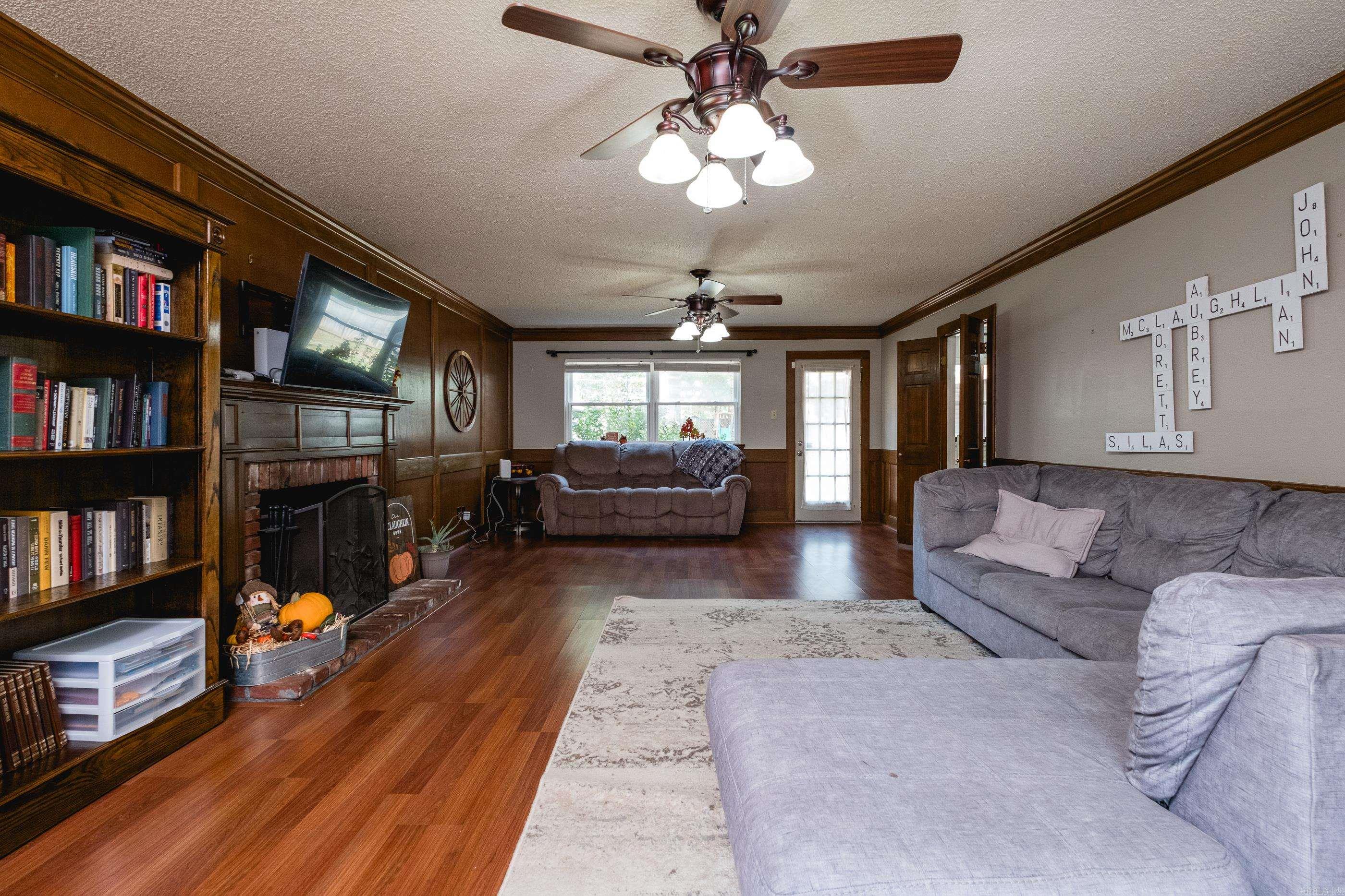 10 Campden Hill Road Sherwood, AR 72120