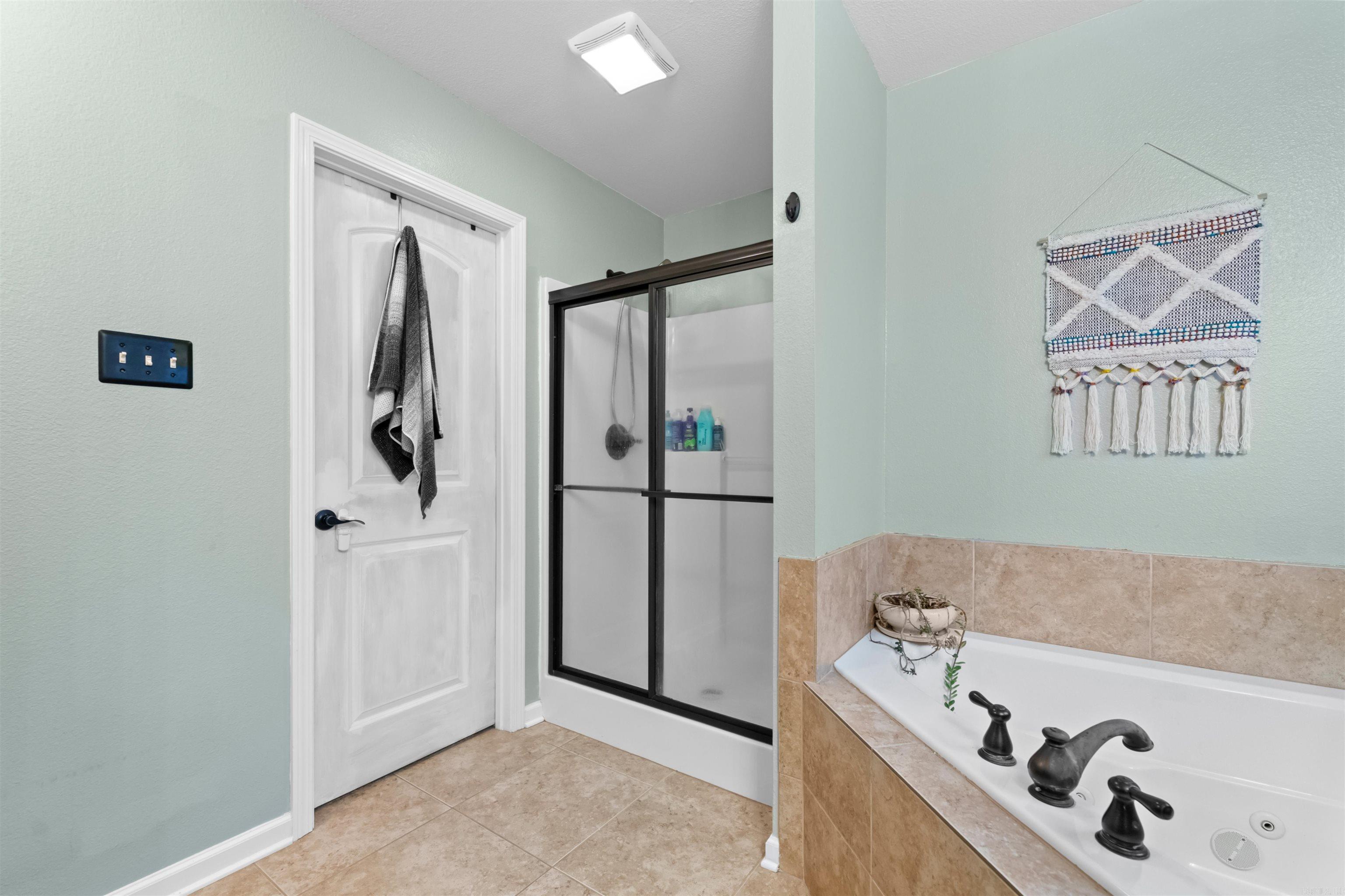 2201 Meridian Drive Sherwood, AR 72120