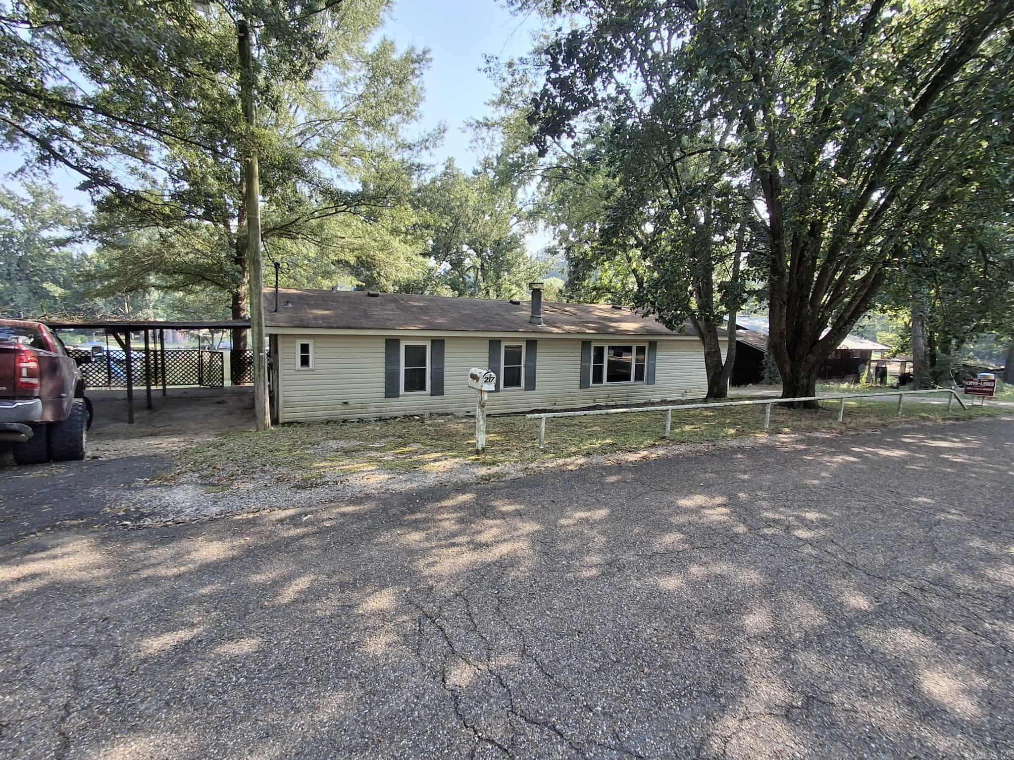 217 Iroquois  Royal, AR
