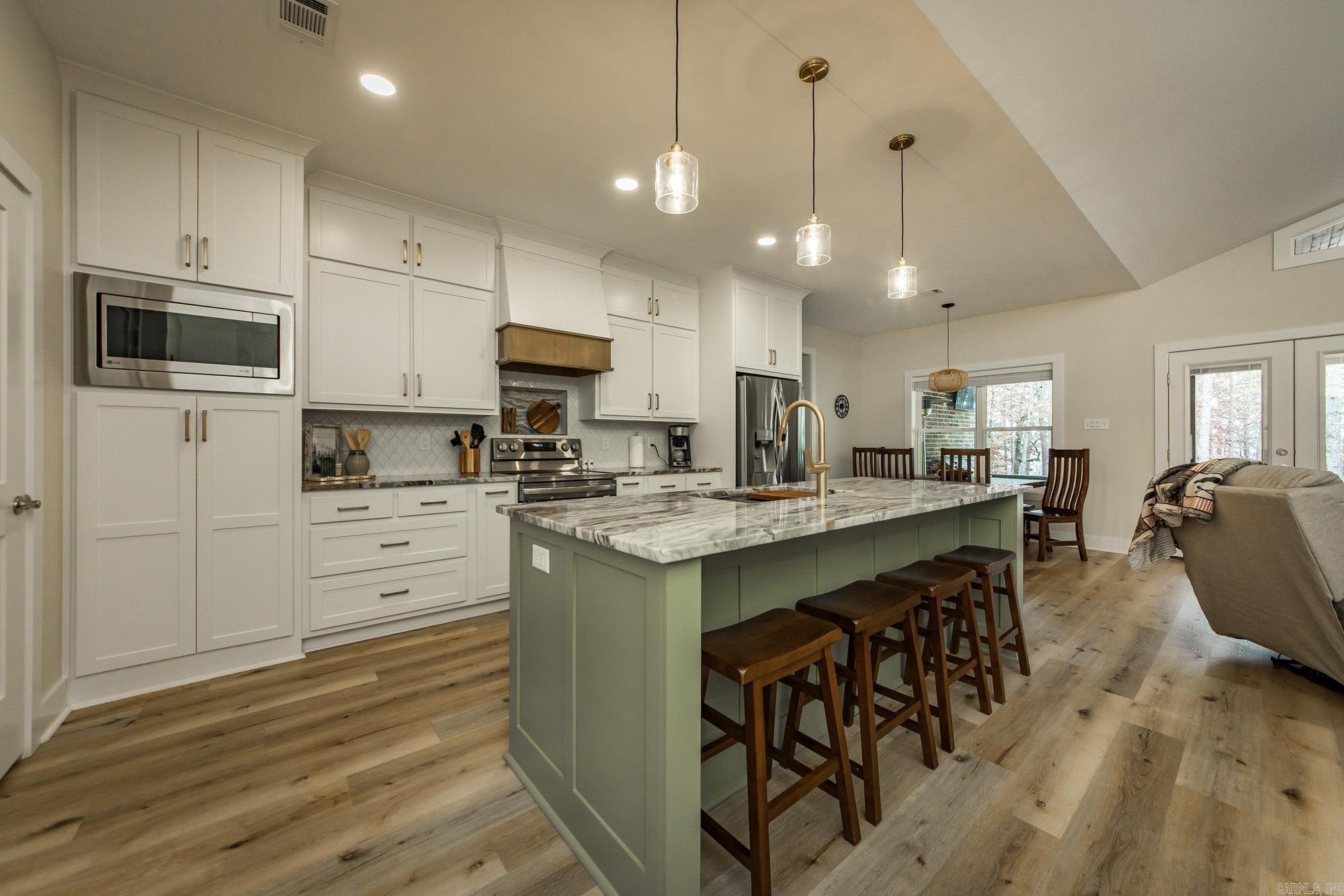 455 EAST SHORE Drive Drasco, AR 72530