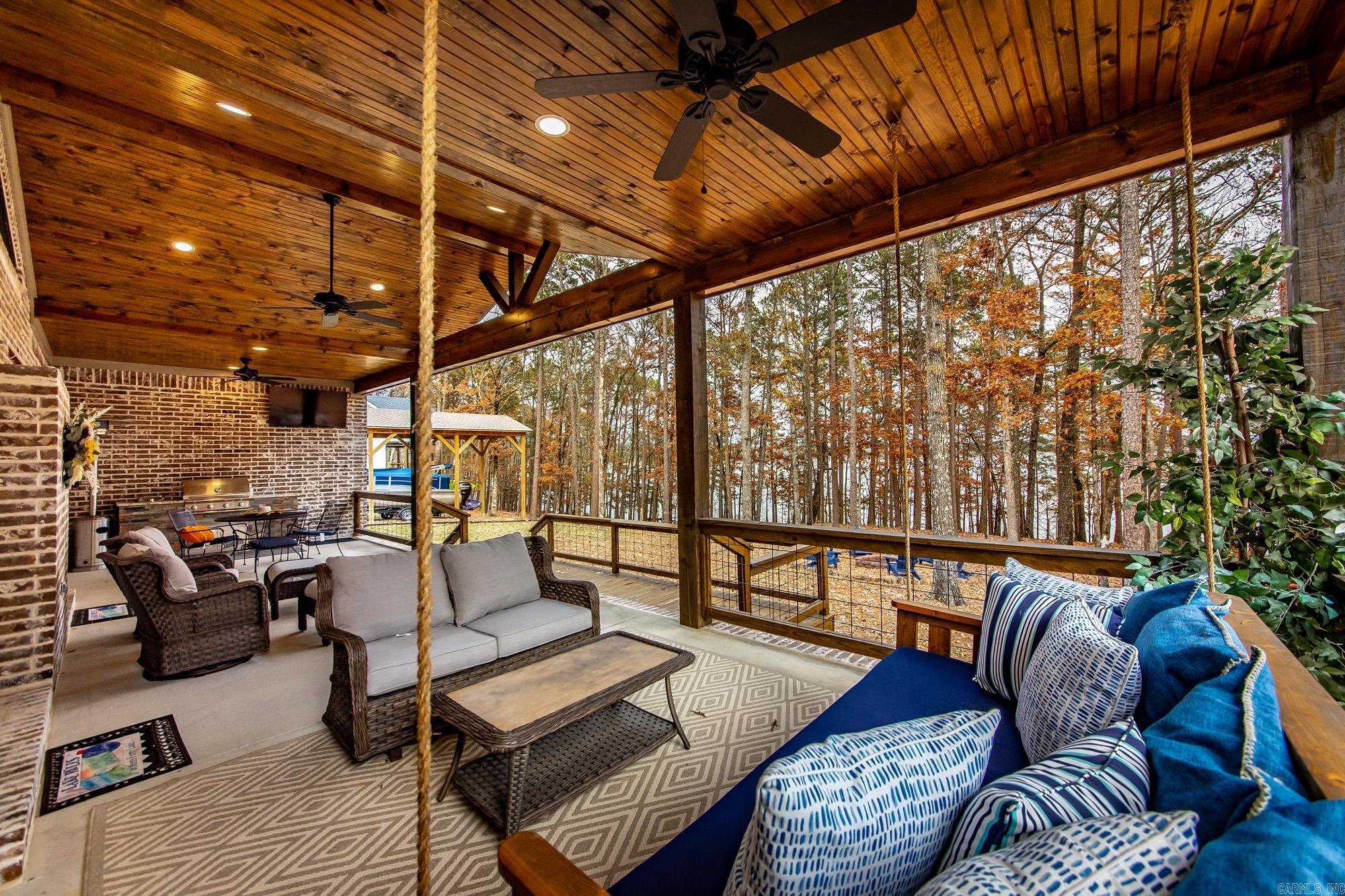 455 EAST SHORE Drive Drasco, AR 72530