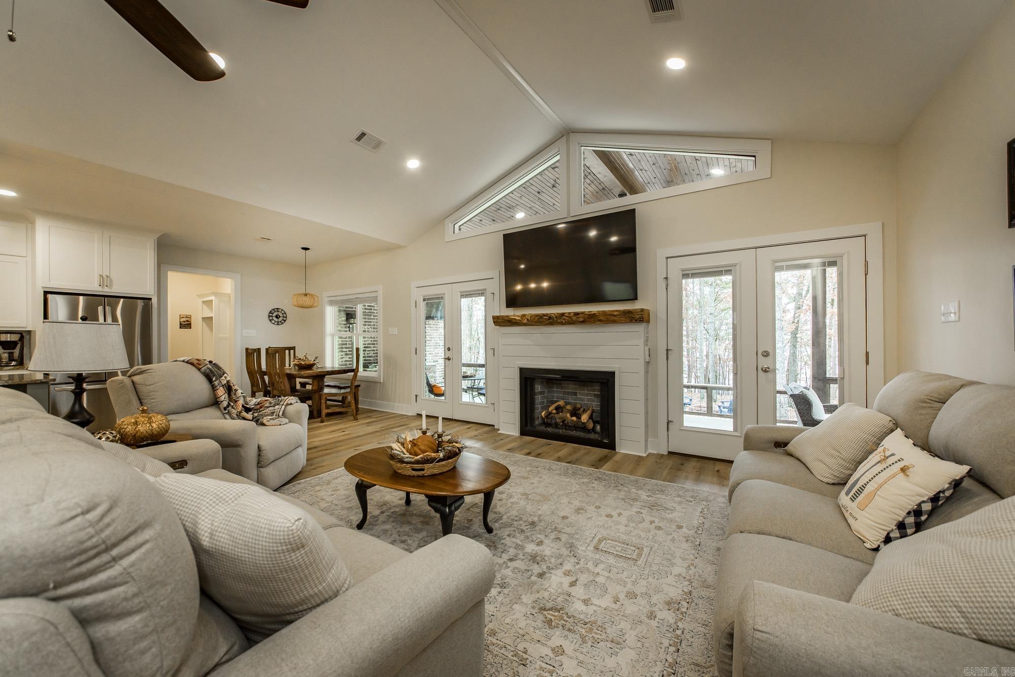 455 EAST SHORE Drive Drasco, AR 72530