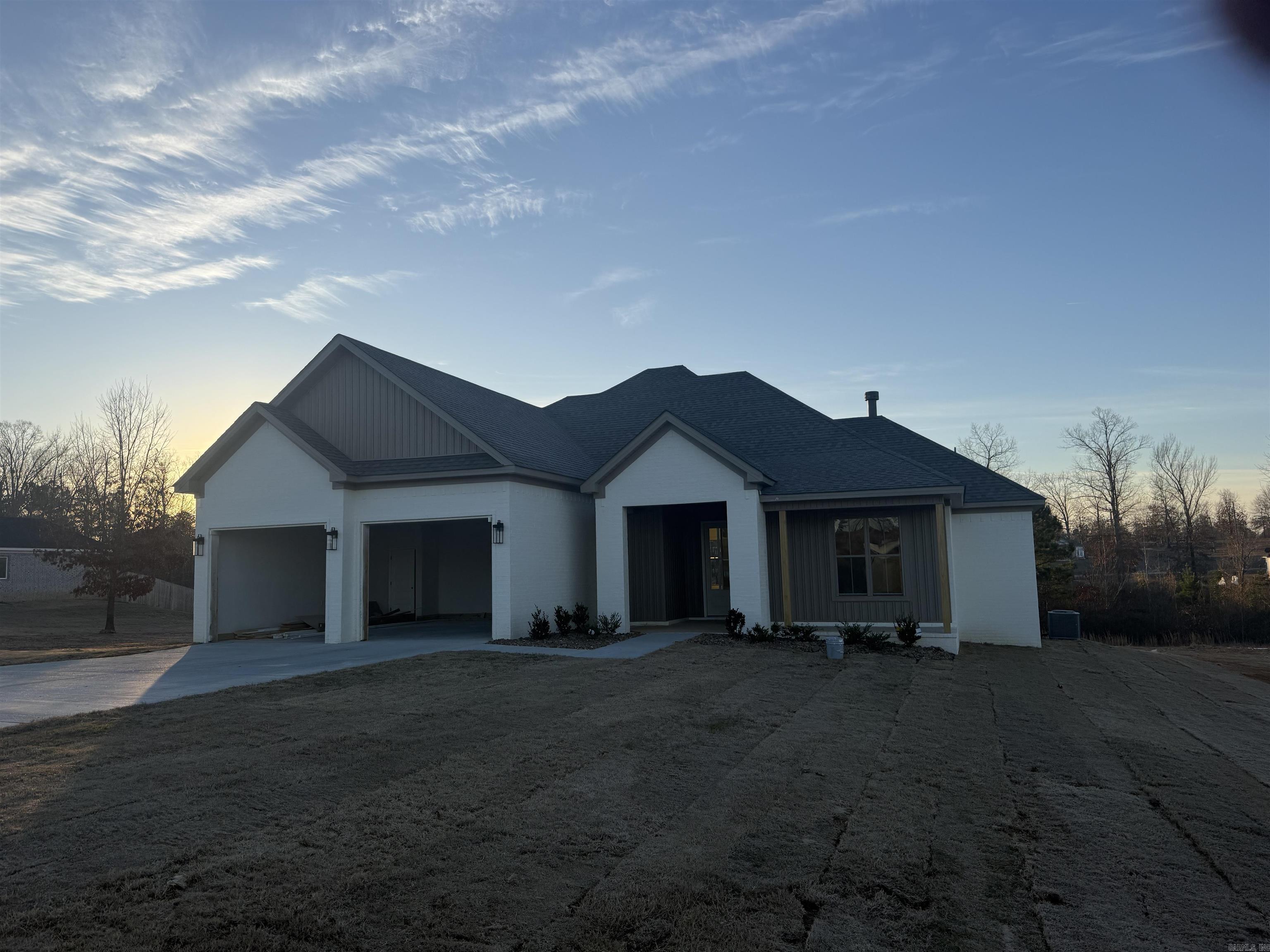 9057 Creek View Bauxite, AR 72011