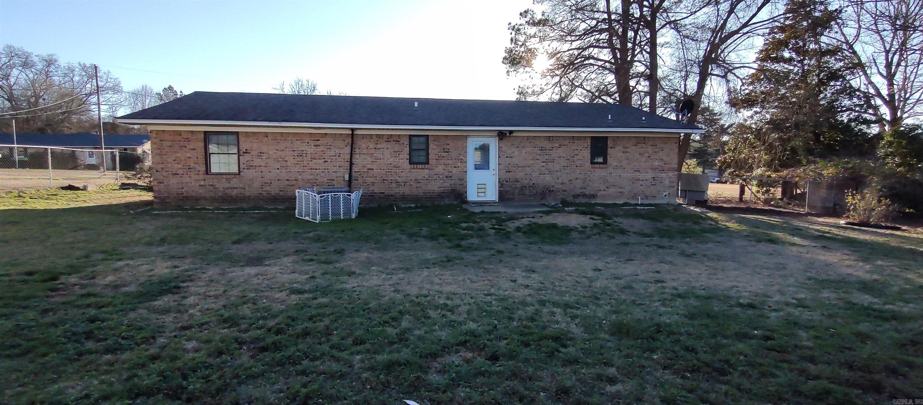 1656 Nix Ave.  Camden, AR