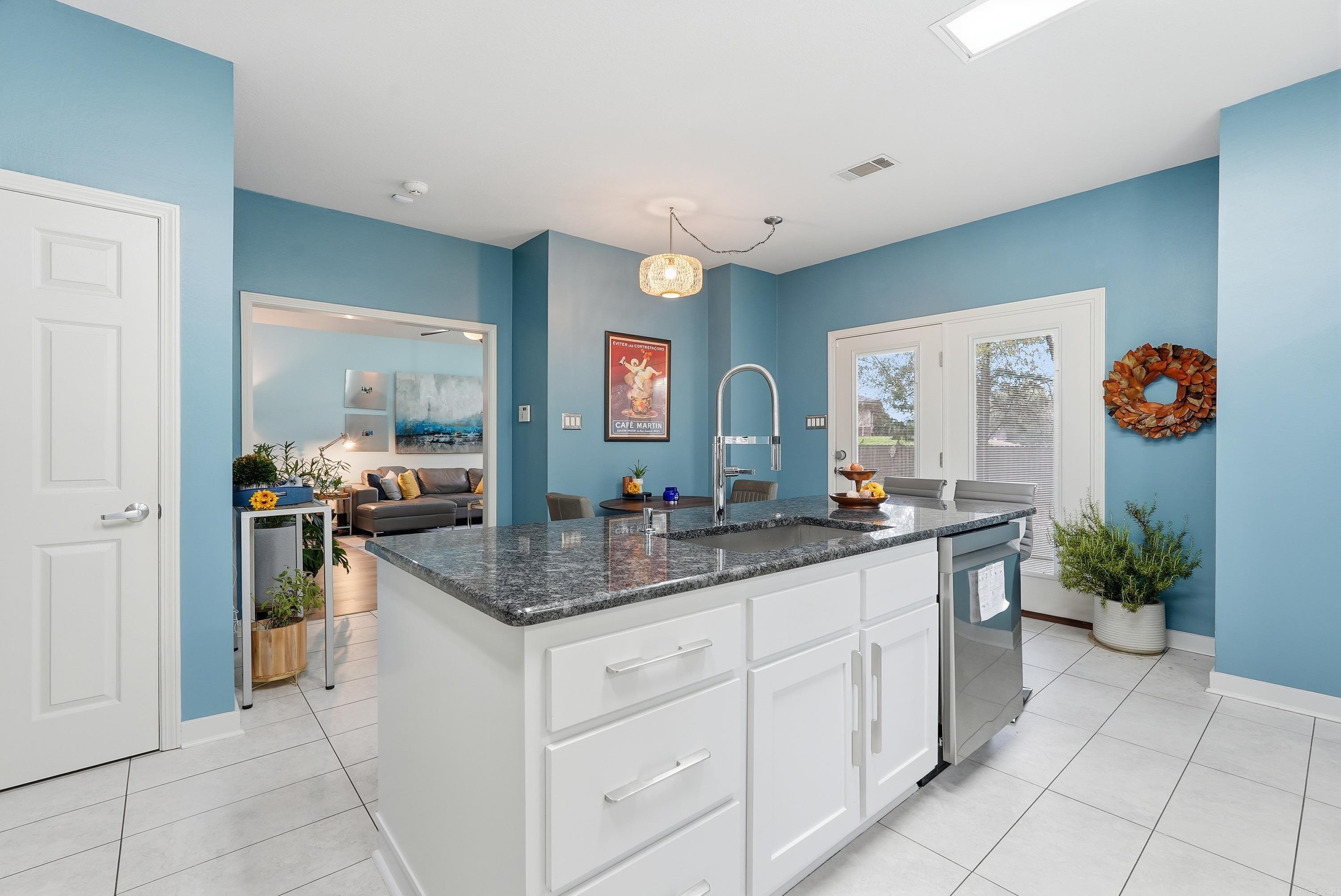 2410 MARIE  Conway, AR