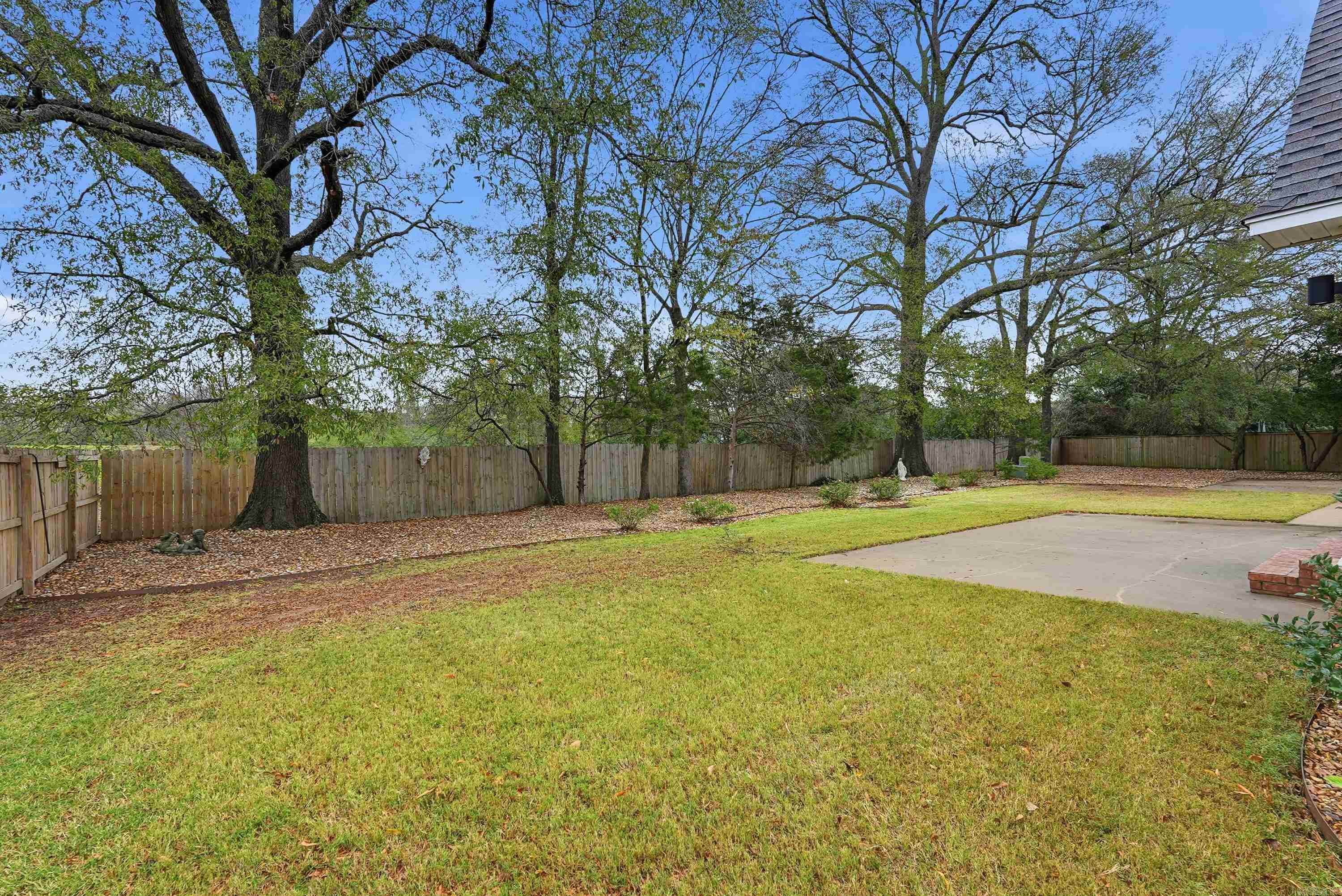 2410 MARIE  Conway, AR