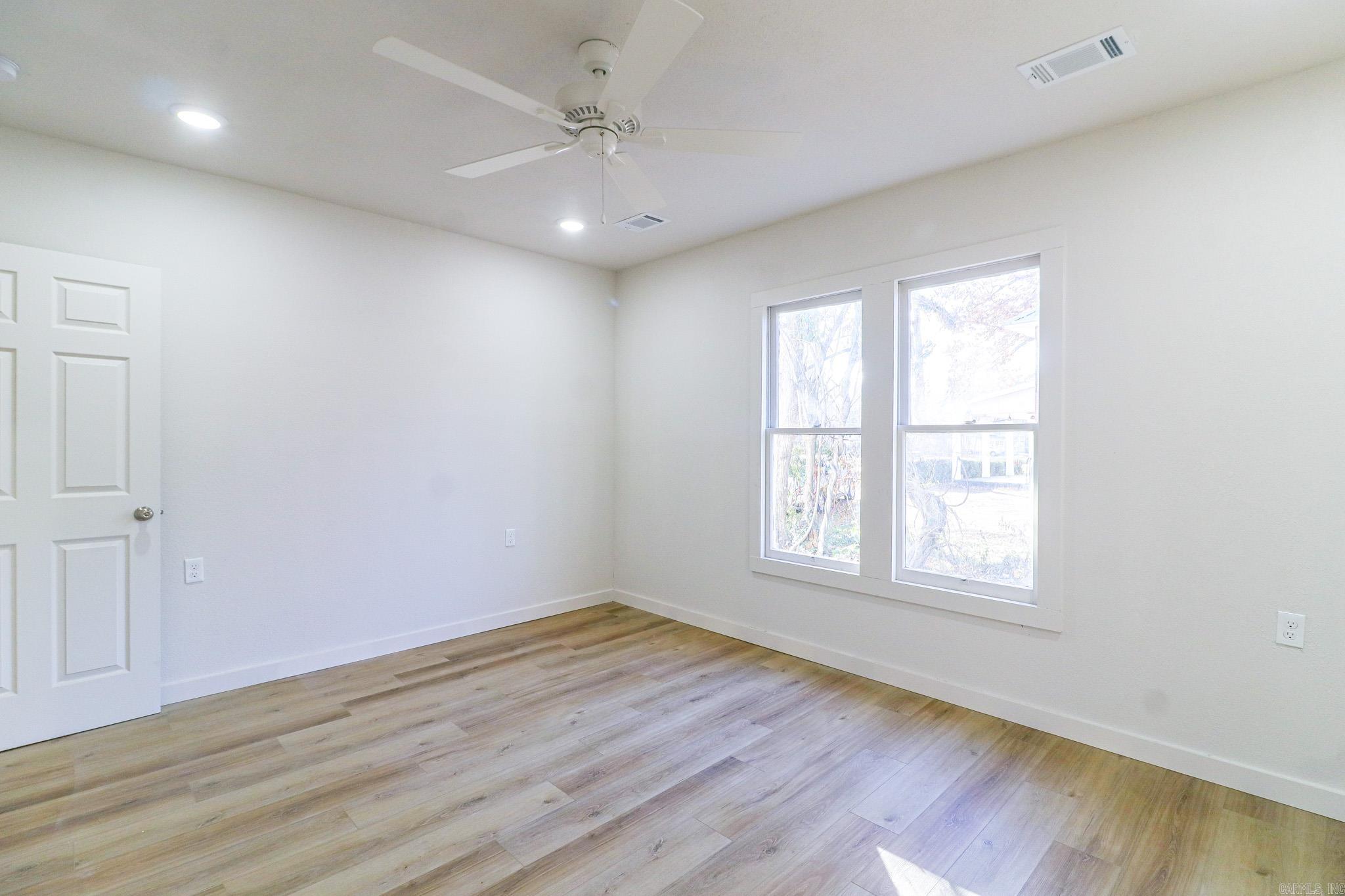 720 W Matthews Jonesboro, AR 72401