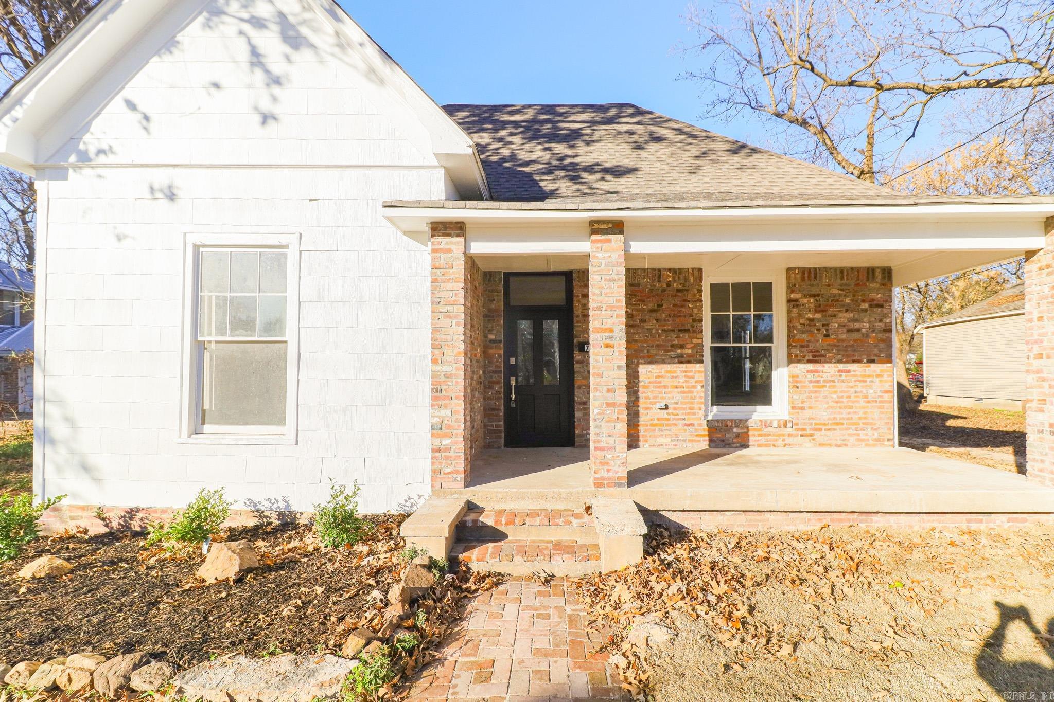 720 W Matthews Jonesboro, AR 72401