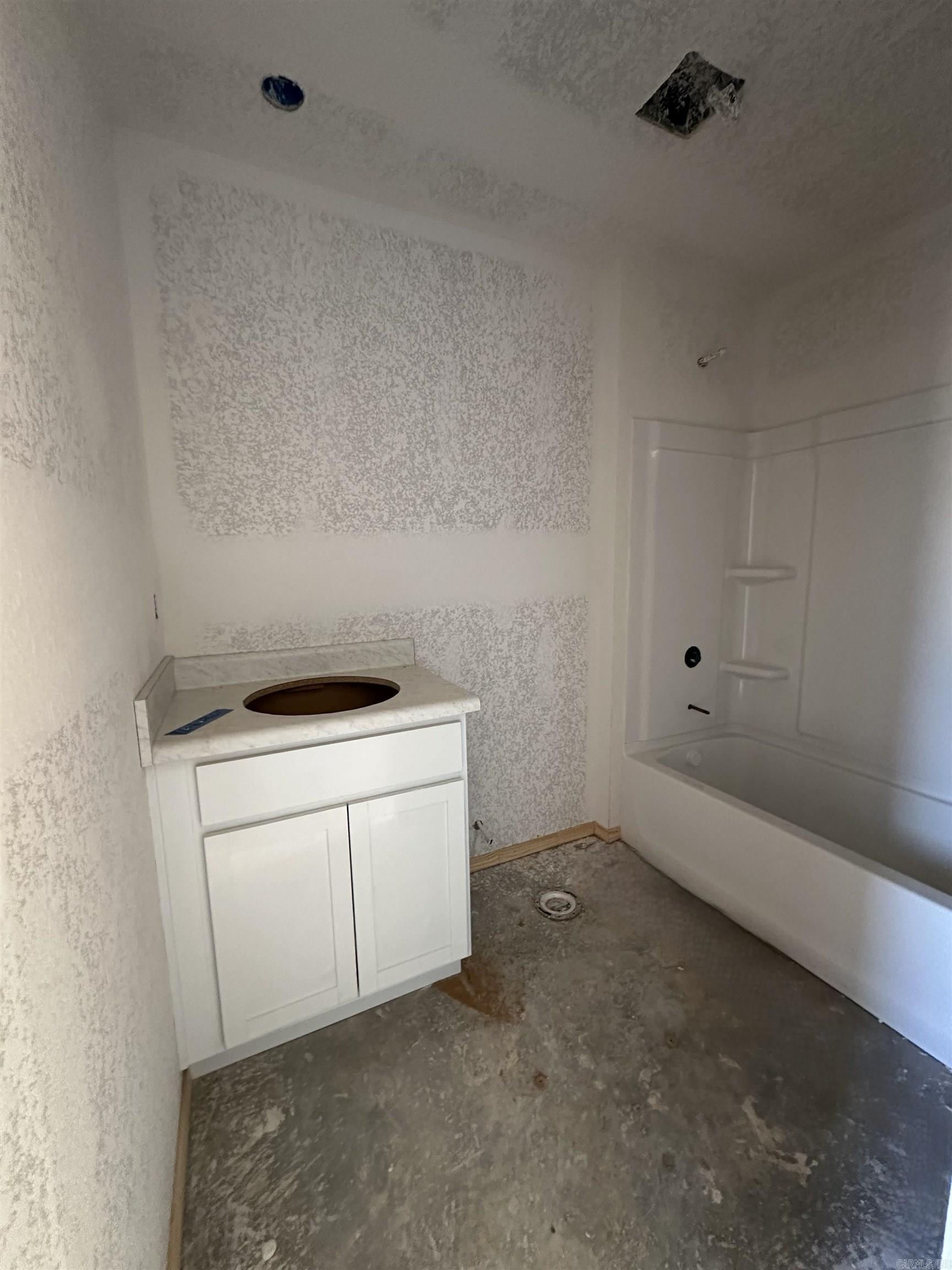 46 Remington Lane Ward, AR 72176