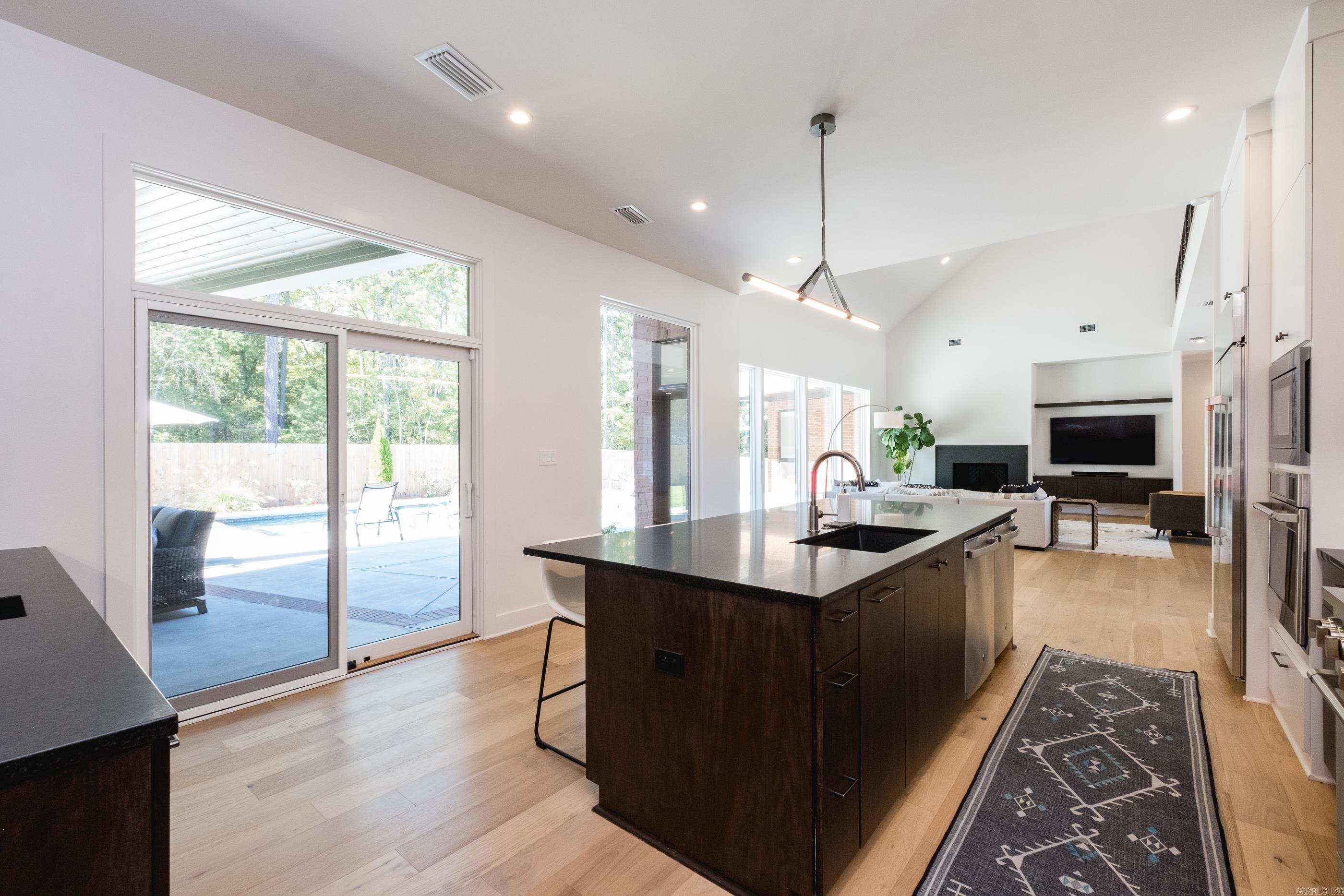 212 Abington Circle Little Rock, AR 72223