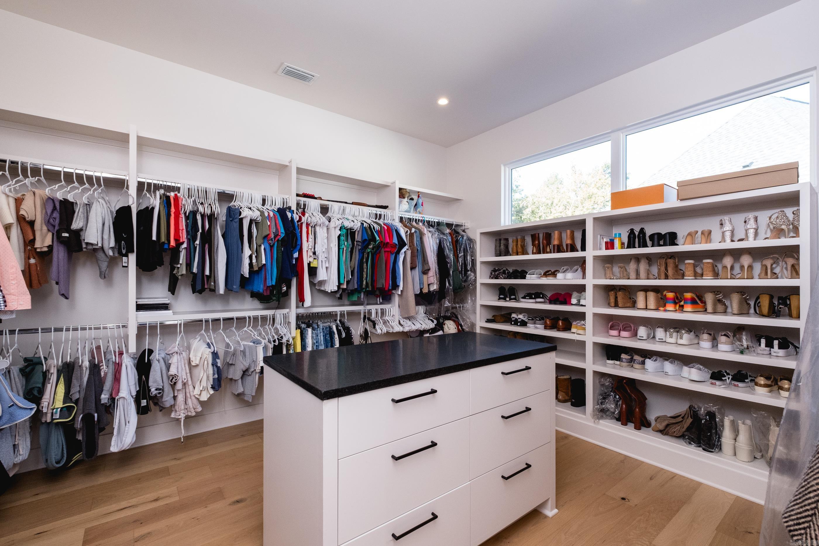 212 Abington Circle Little Rock, AR 72223