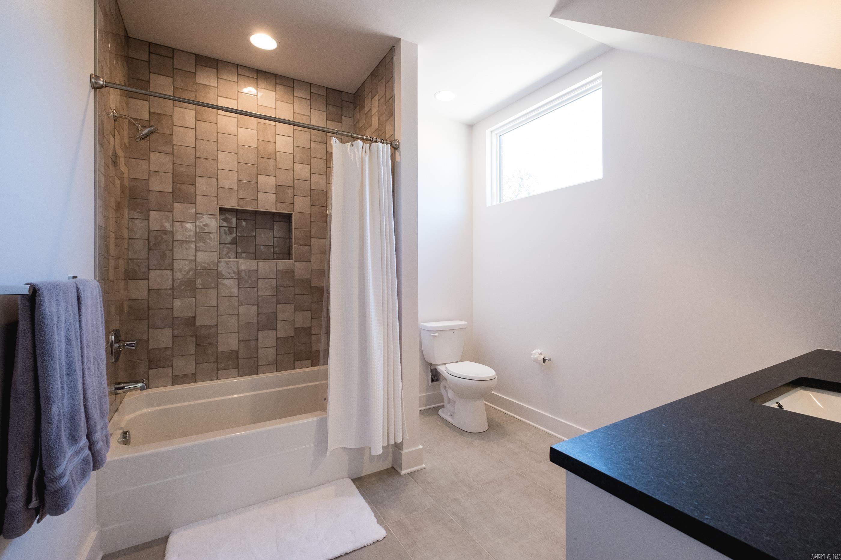 212 Abington Circle Little Rock, AR 72223