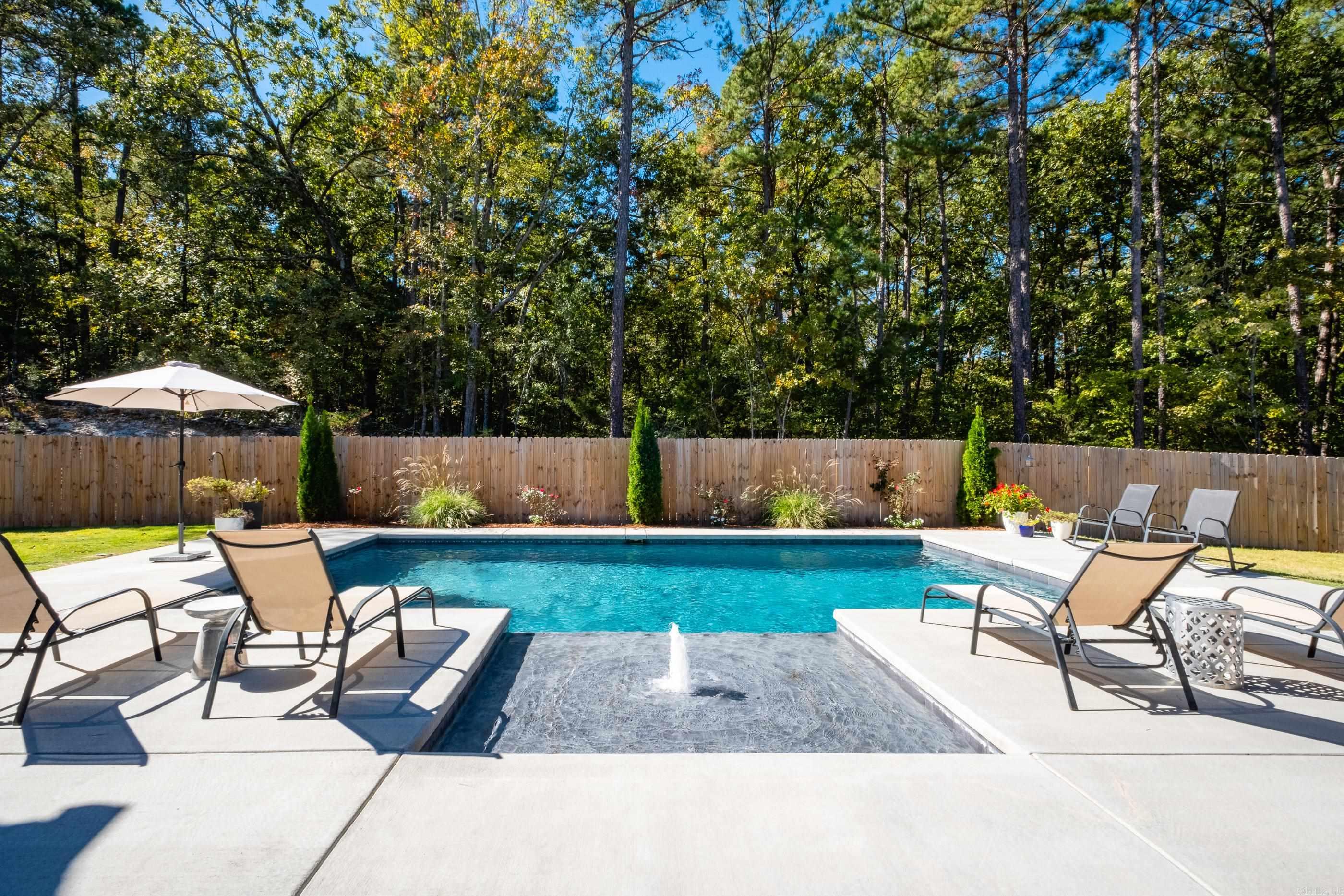 212 Abington Circle Little Rock, AR 72223